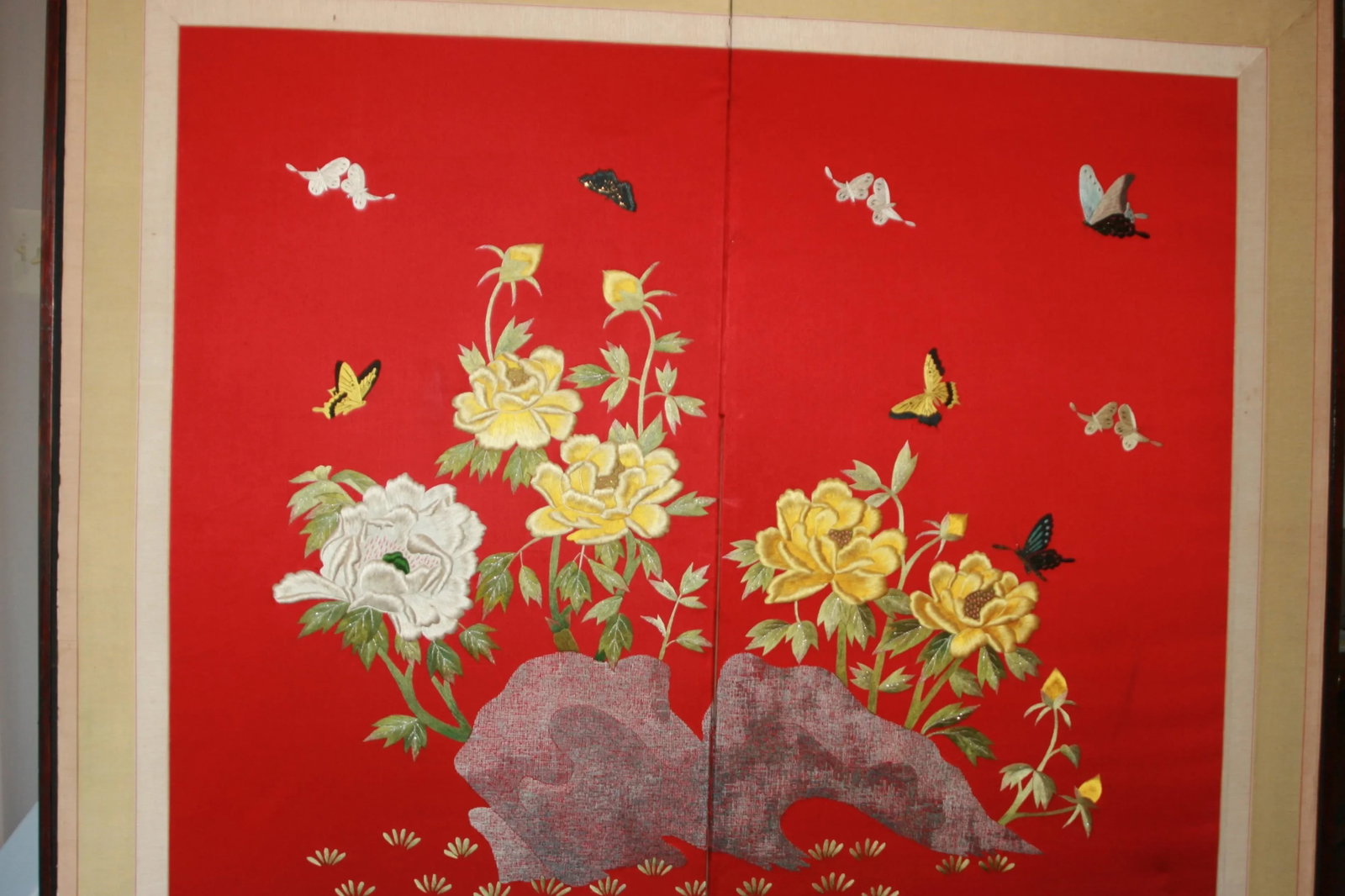 Asian Nature Motif 2 Panel Hand Embroidered Screen - 2