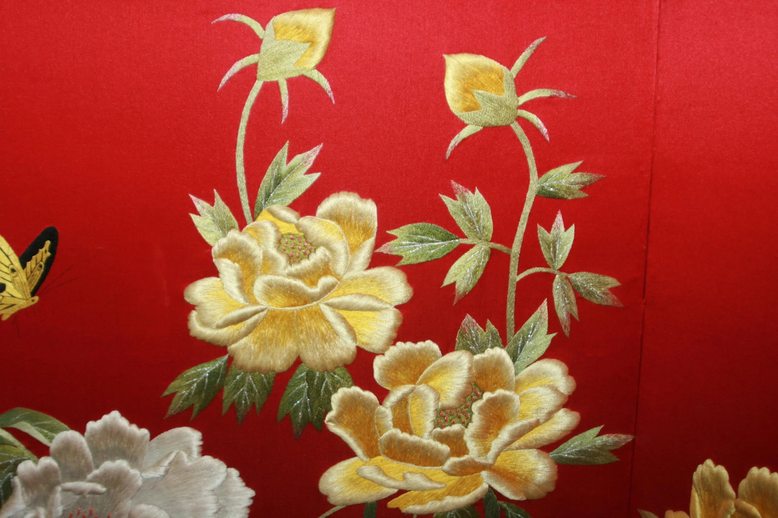 Asian Nature Motif 2 Panel Hand Embroidered Screen - 7