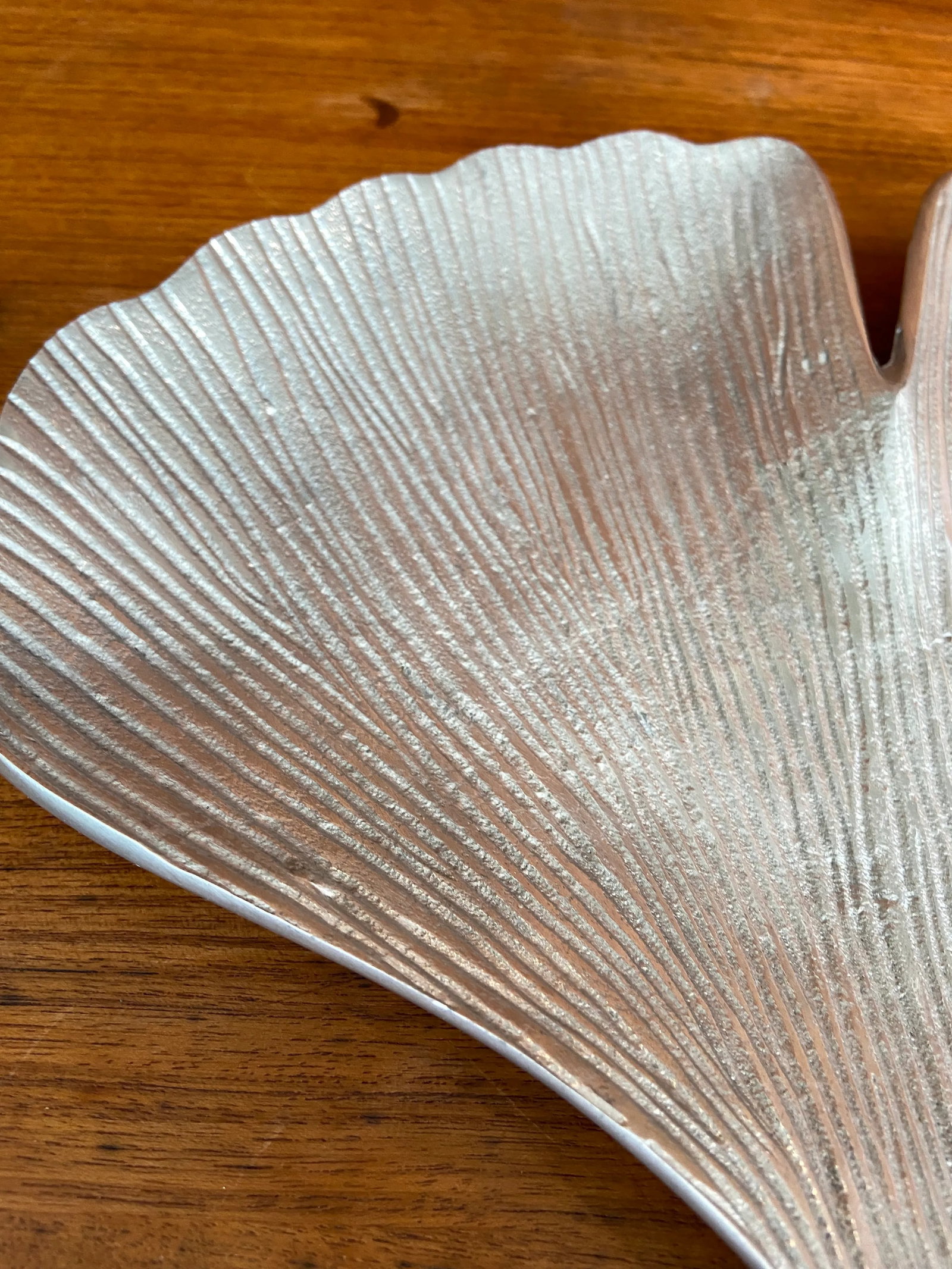 Large 1990s Ginkgo Fan Leaf Shaped Aluminum Metal Coffee Table Tray - 6