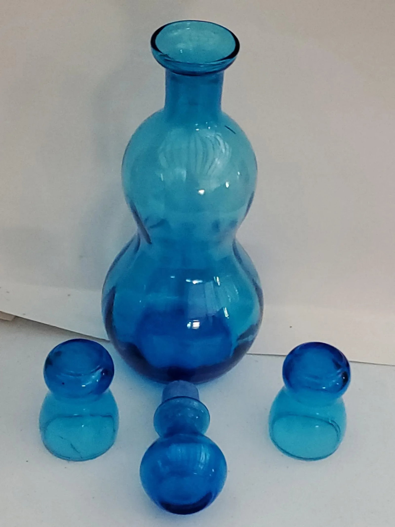 Vintage Turquoise Hand-Blown Hourglass Shaped Glass Decanter With 2 Matched Shot Glasses- 3 Pieces - 6