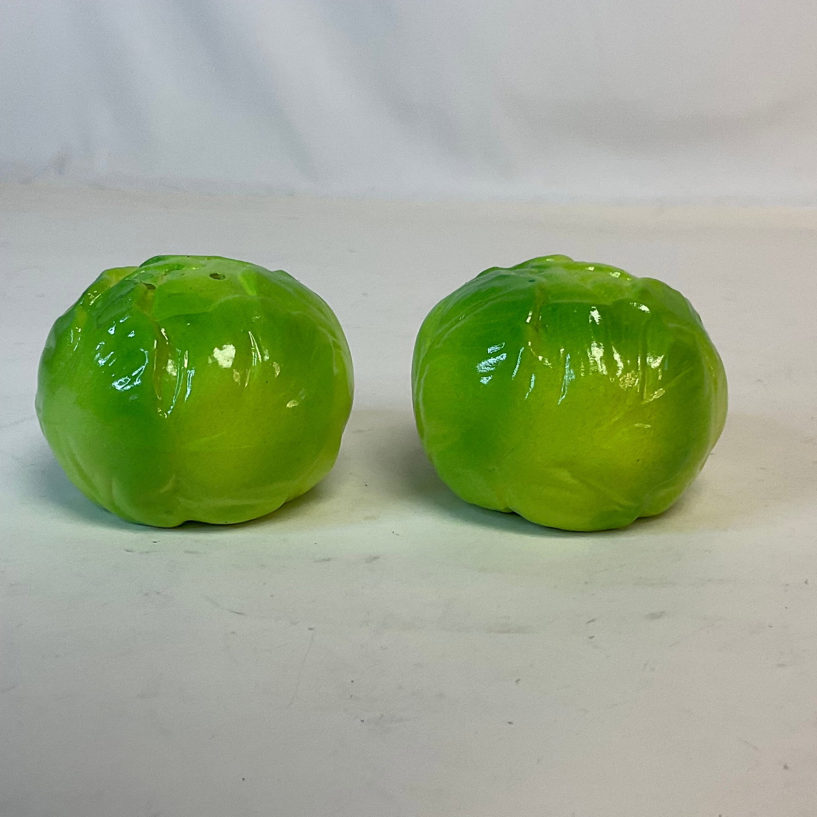 1976 Vintage Trompe L'Oeil Boho Chic Cabbage Salt and Pepper Shakers - A Pair. - 6