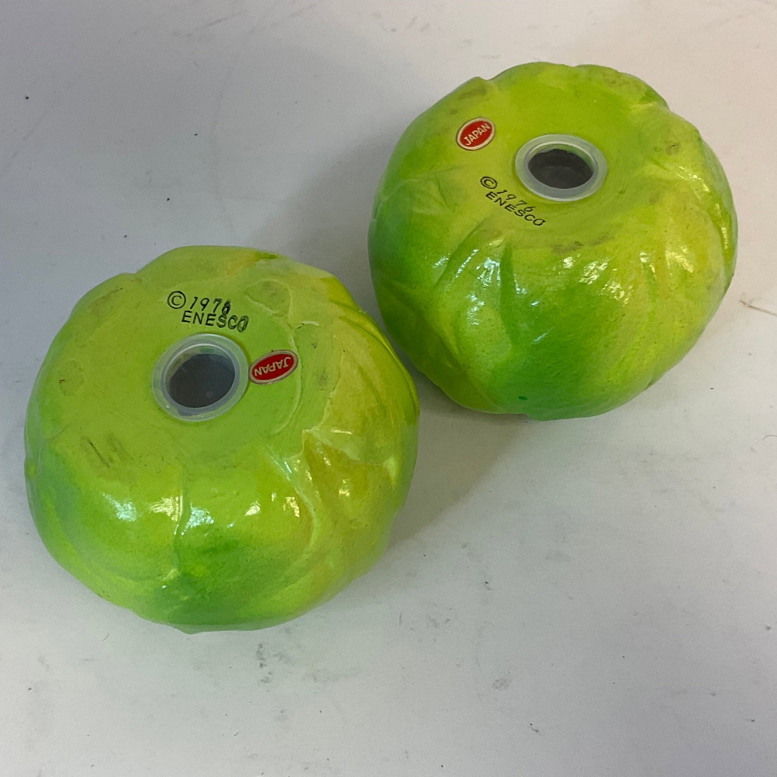 1976 Vintage Trompe L'Oeil Boho Chic Cabbage Salt and Pepper Shakers - A Pair. - 8