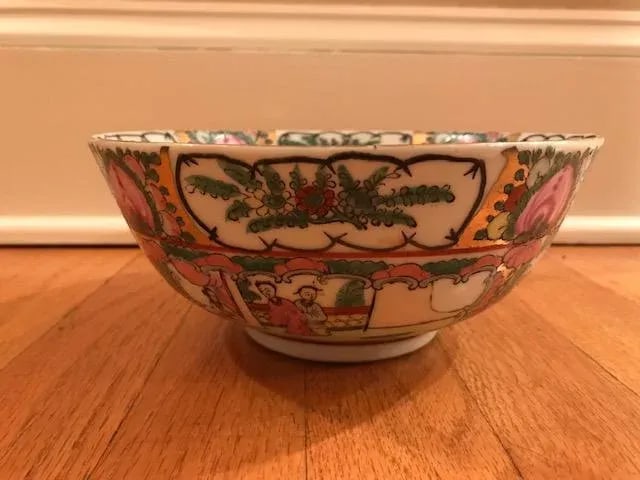 Vintage Famille Rose Center Decorative Bowl - 2