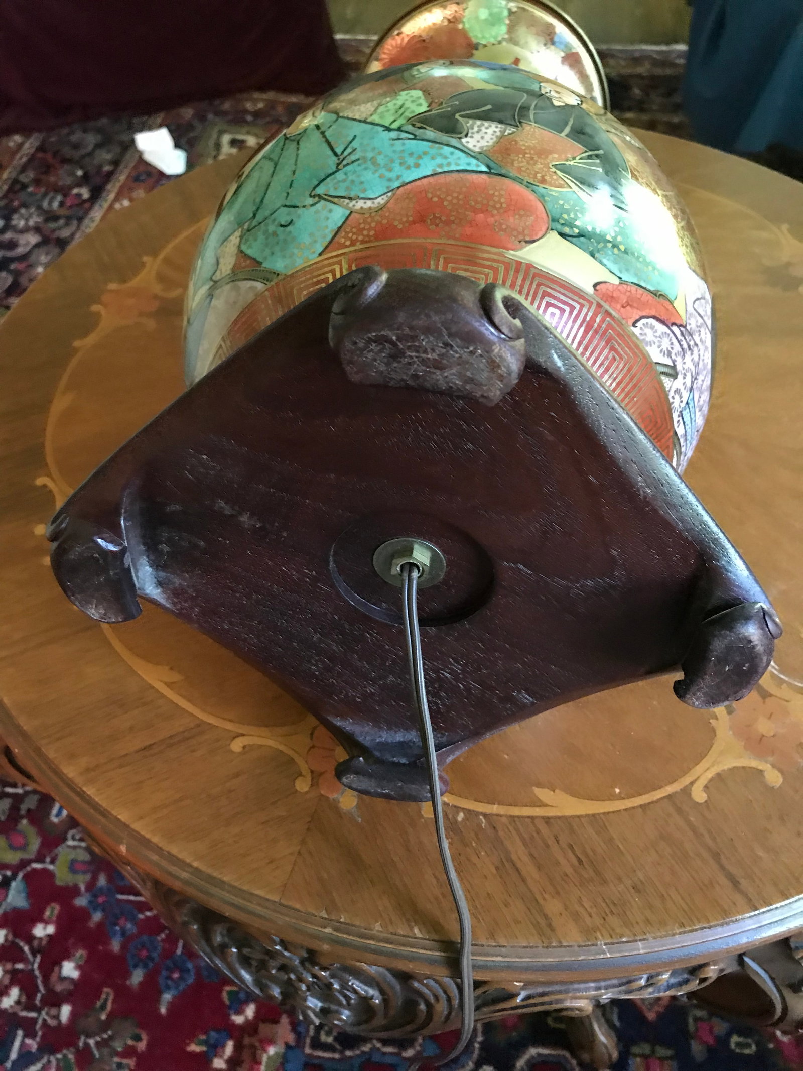1960s Chinoiserie Hand Painted Porcelain Lamp - 10