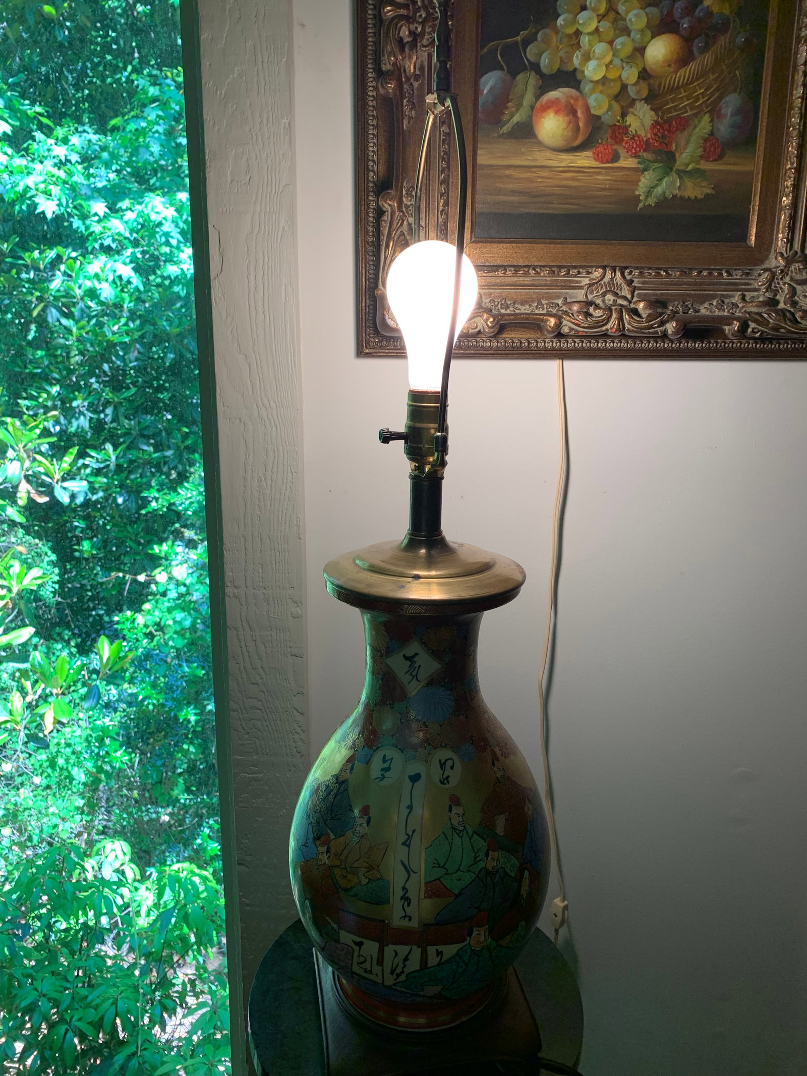 1960s Chinoiserie Hand Painted Porcelain Lamp - 7