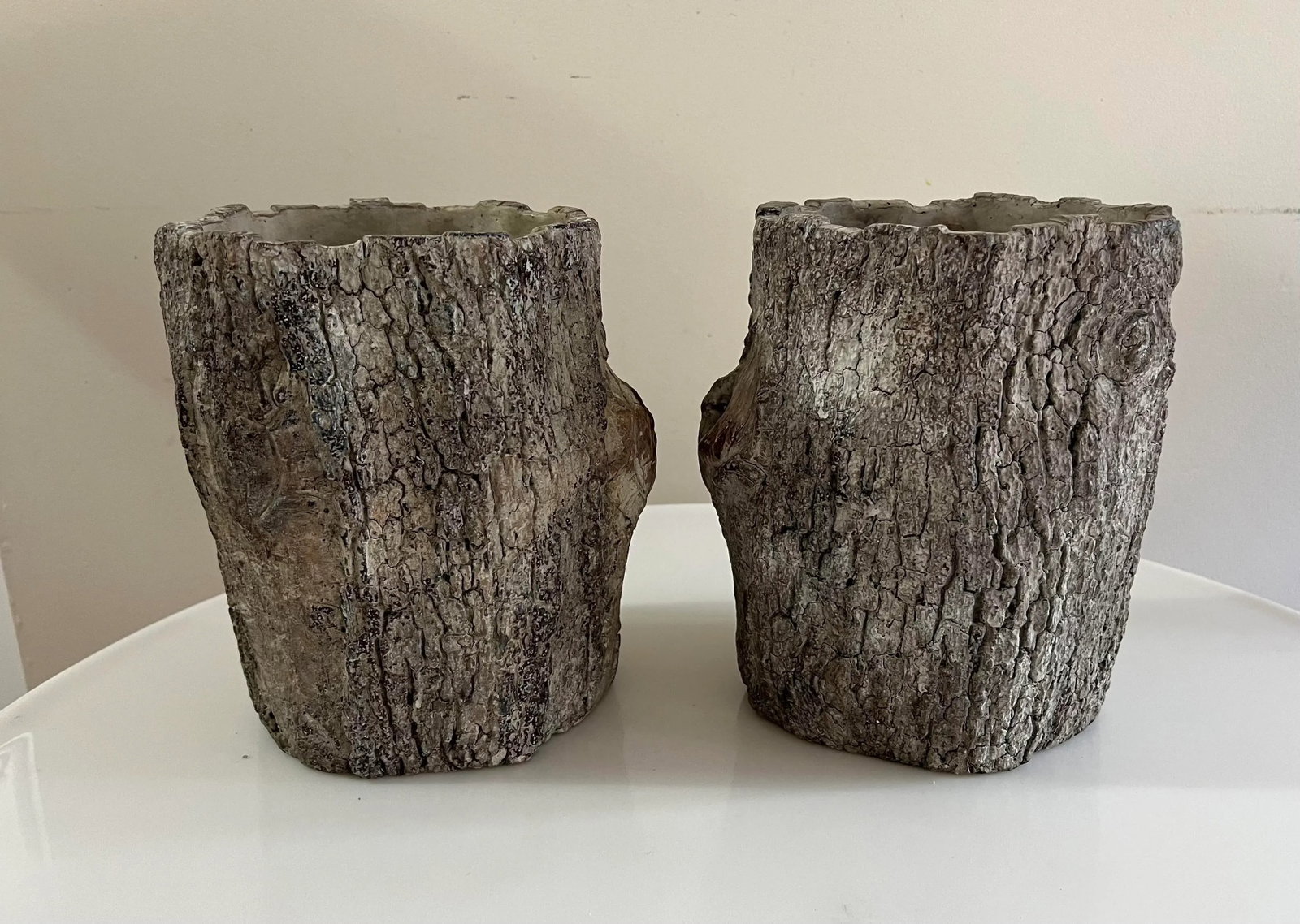 French Style Faux Wood Tree Stump Planters - a Pair - 5