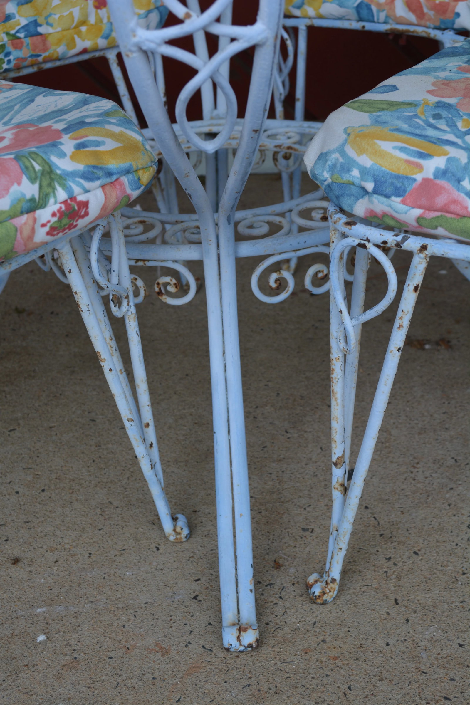 Vintage Rene Prou Style Wrought Iron Round Glass Top Patio Table & 4 Chairs - 2