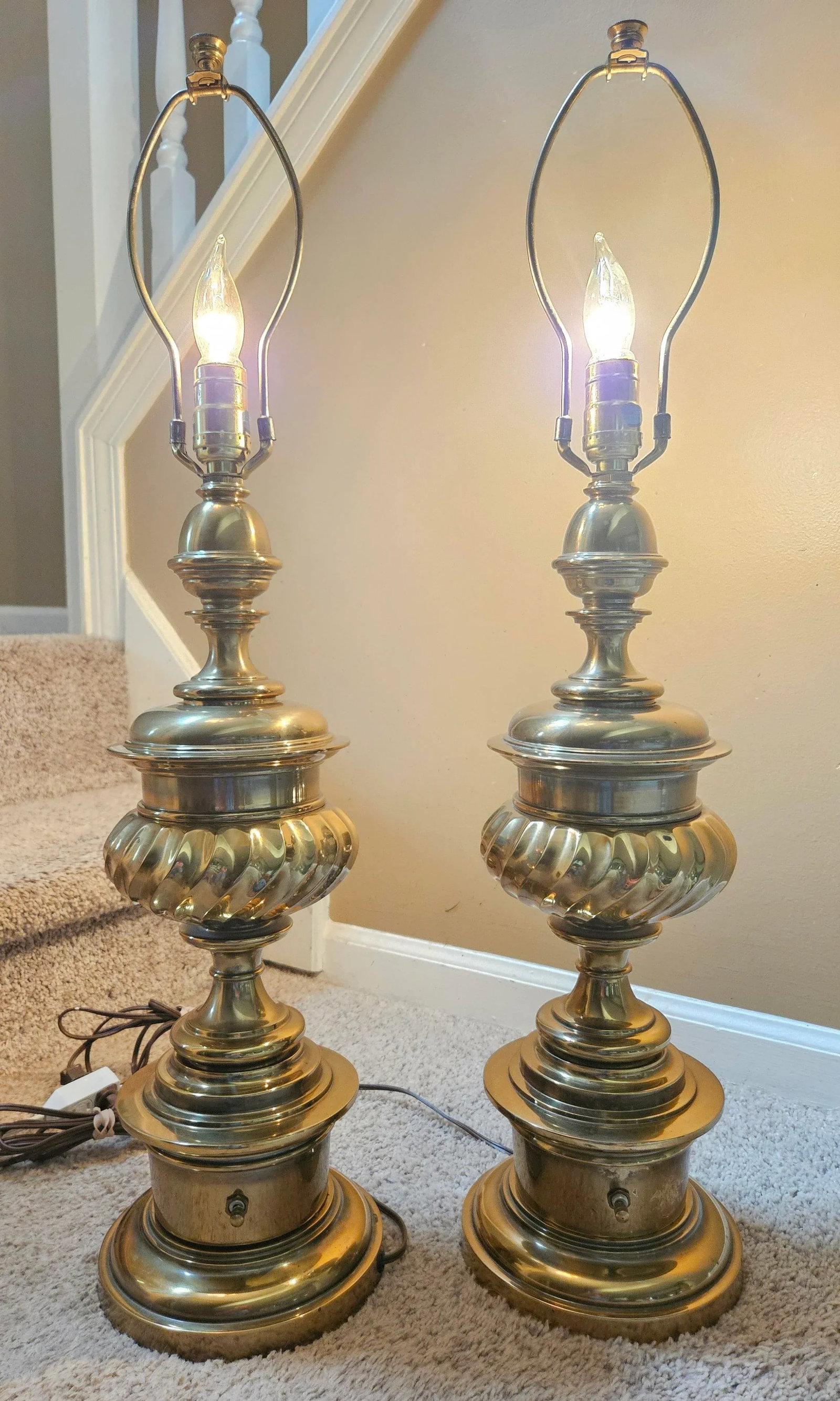 Vintage Stiffel Brass Table Lamps - a Pair - 8