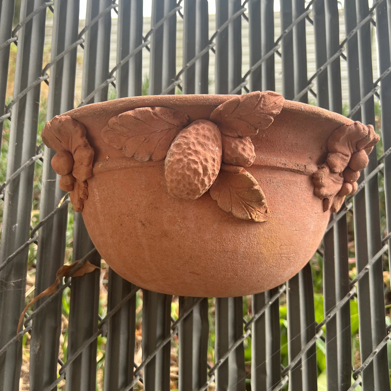 Italian Tuscan Terracotta Wall Pocket Vase With Lemon and Grapes - 2