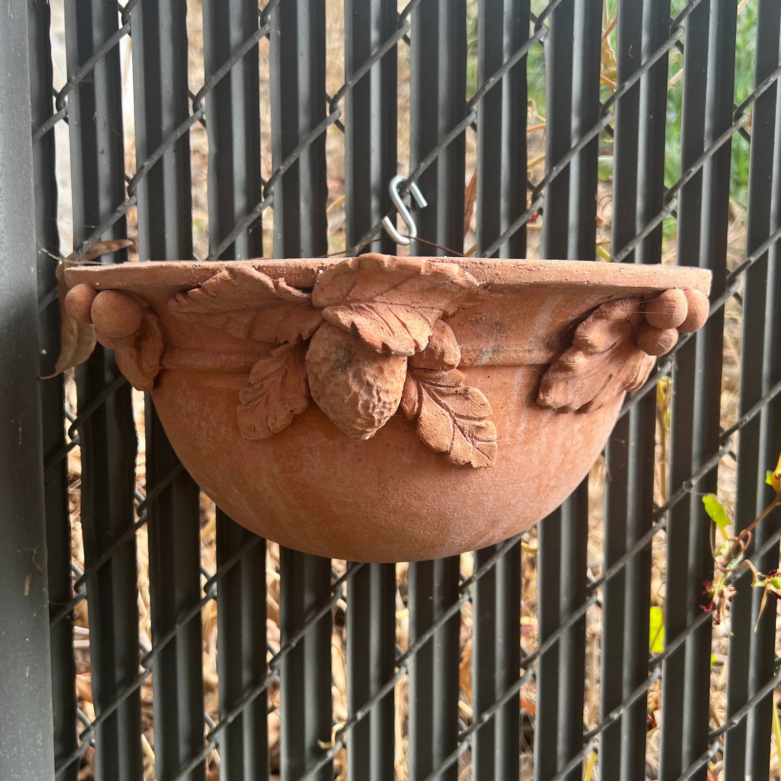 Italian Tuscan Terracotta Wall Pocket Vase With Lemon and Grapes - 9