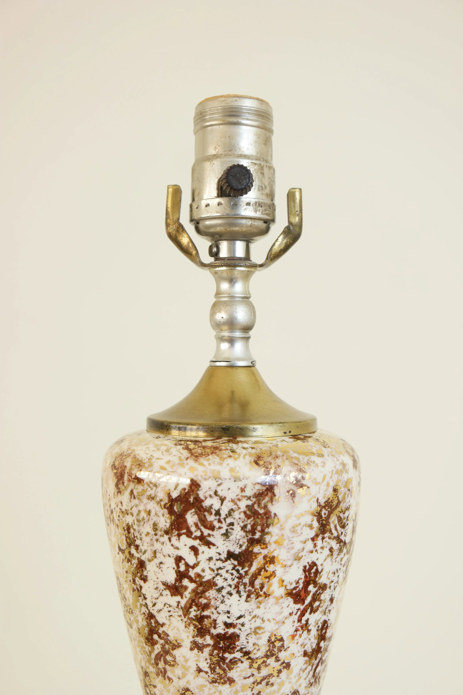 1940s Vintage Gold & White Speckled Table Lamp - 6
