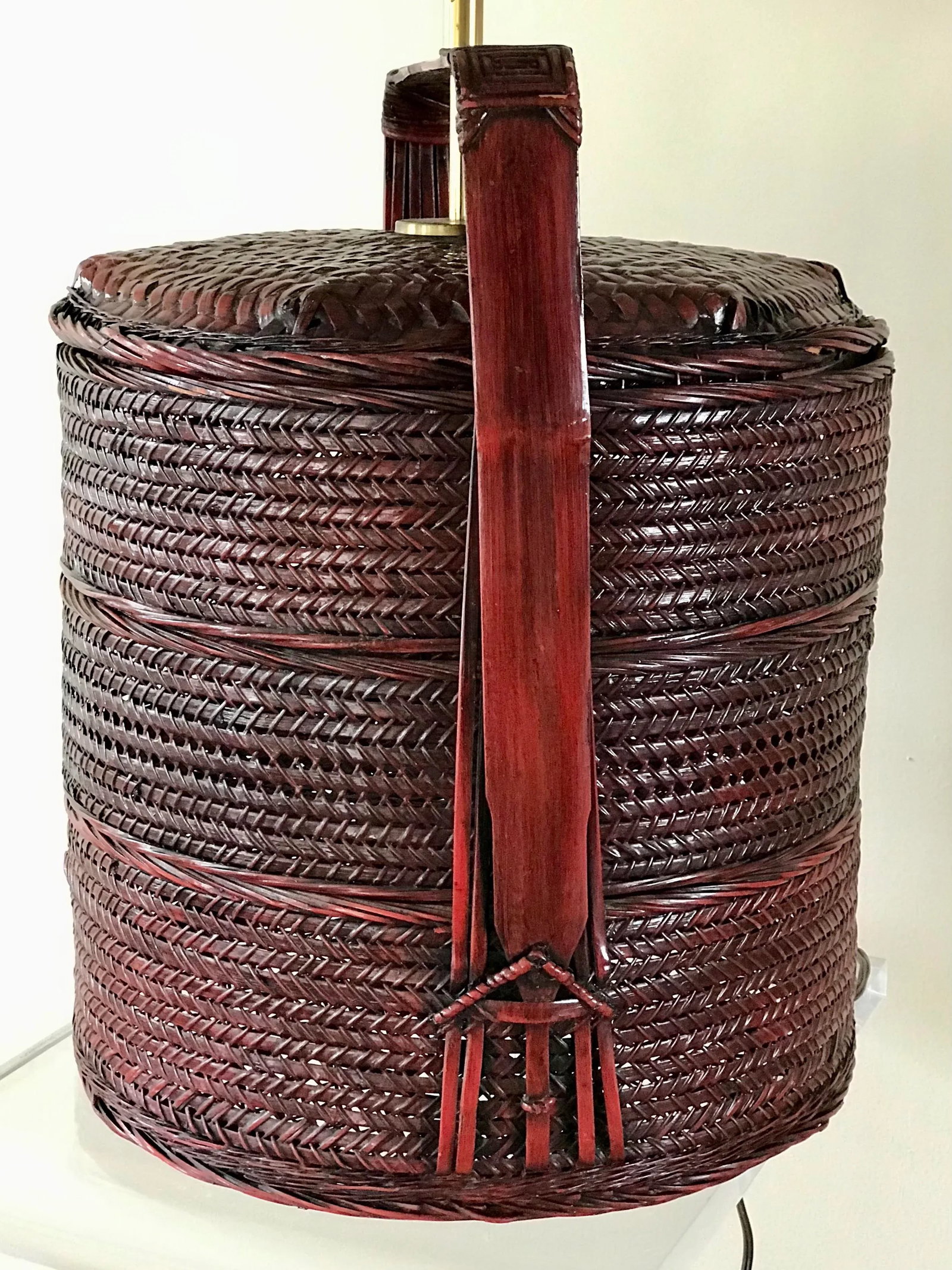 Early 20th Century Chinese Wedding Basket Lamp - 4