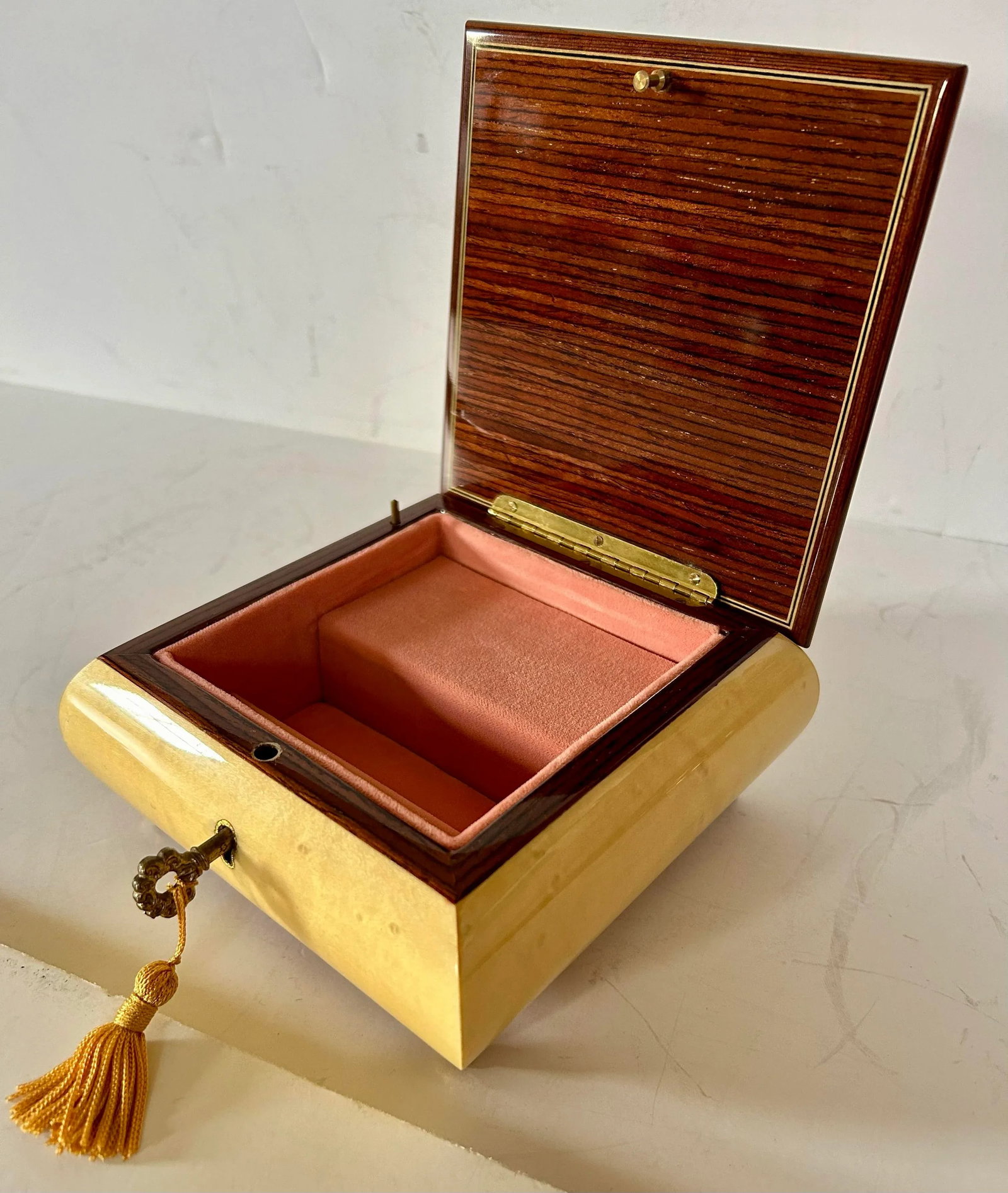 Italian Reuge Yellow Music Jewelry Box - 2