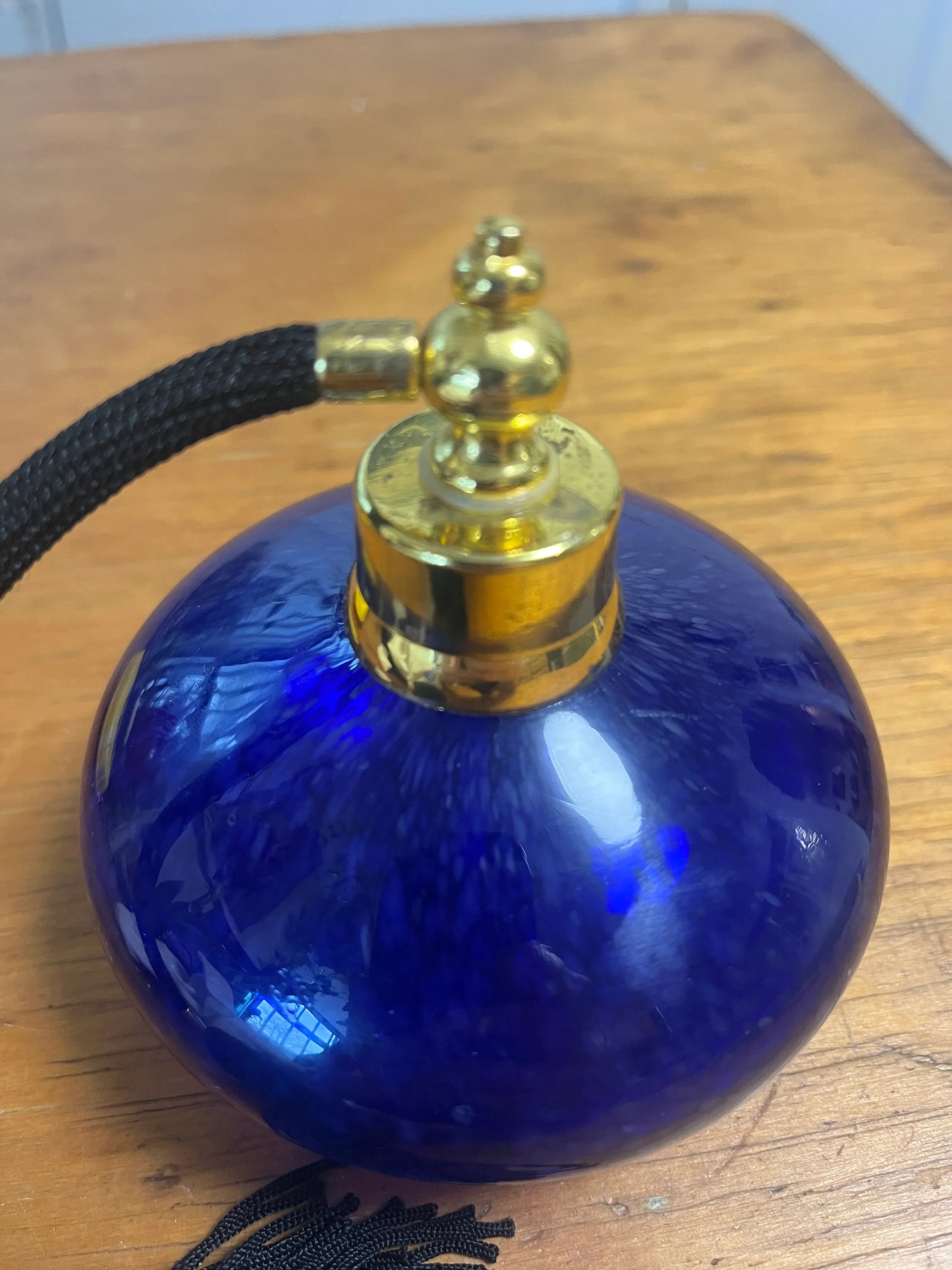 Vintage Cobalt Blue Art Glass Perfume Bottle With Gold Accents & Black Atomizer - 3