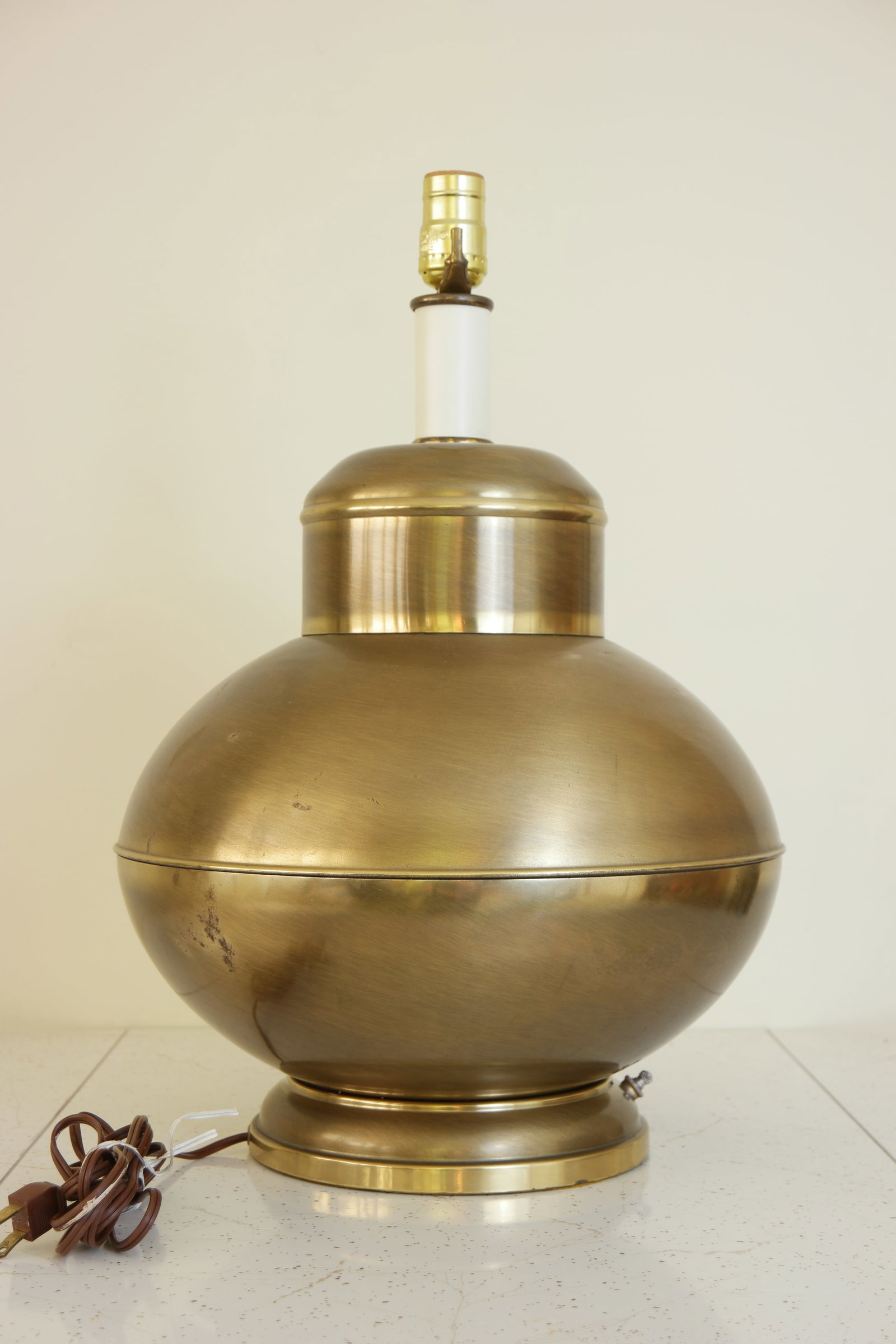 1950s Vintage Art Deco Brass Table Lamp - 5