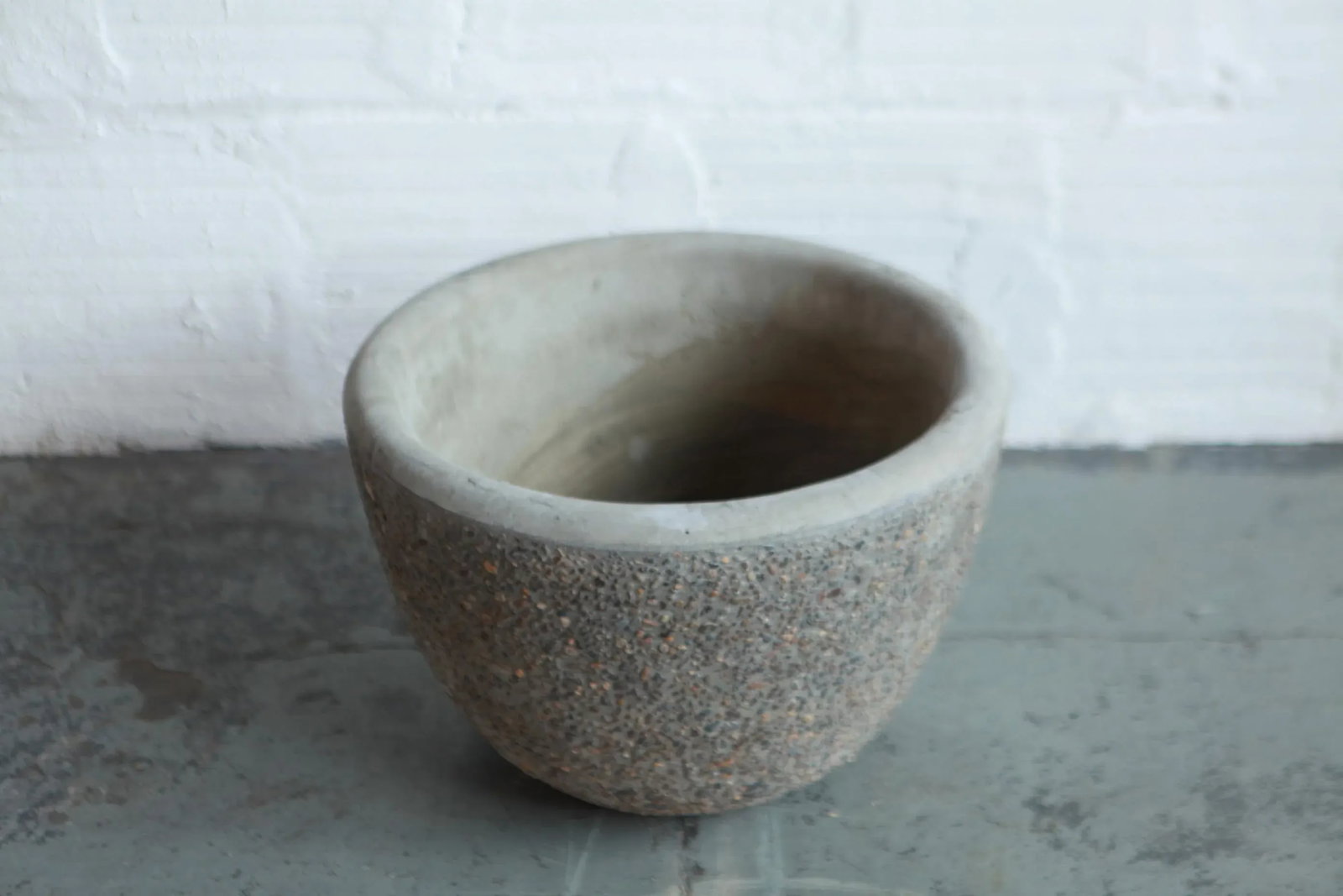 Modern Beton Brut Baby Bear Planter - 2