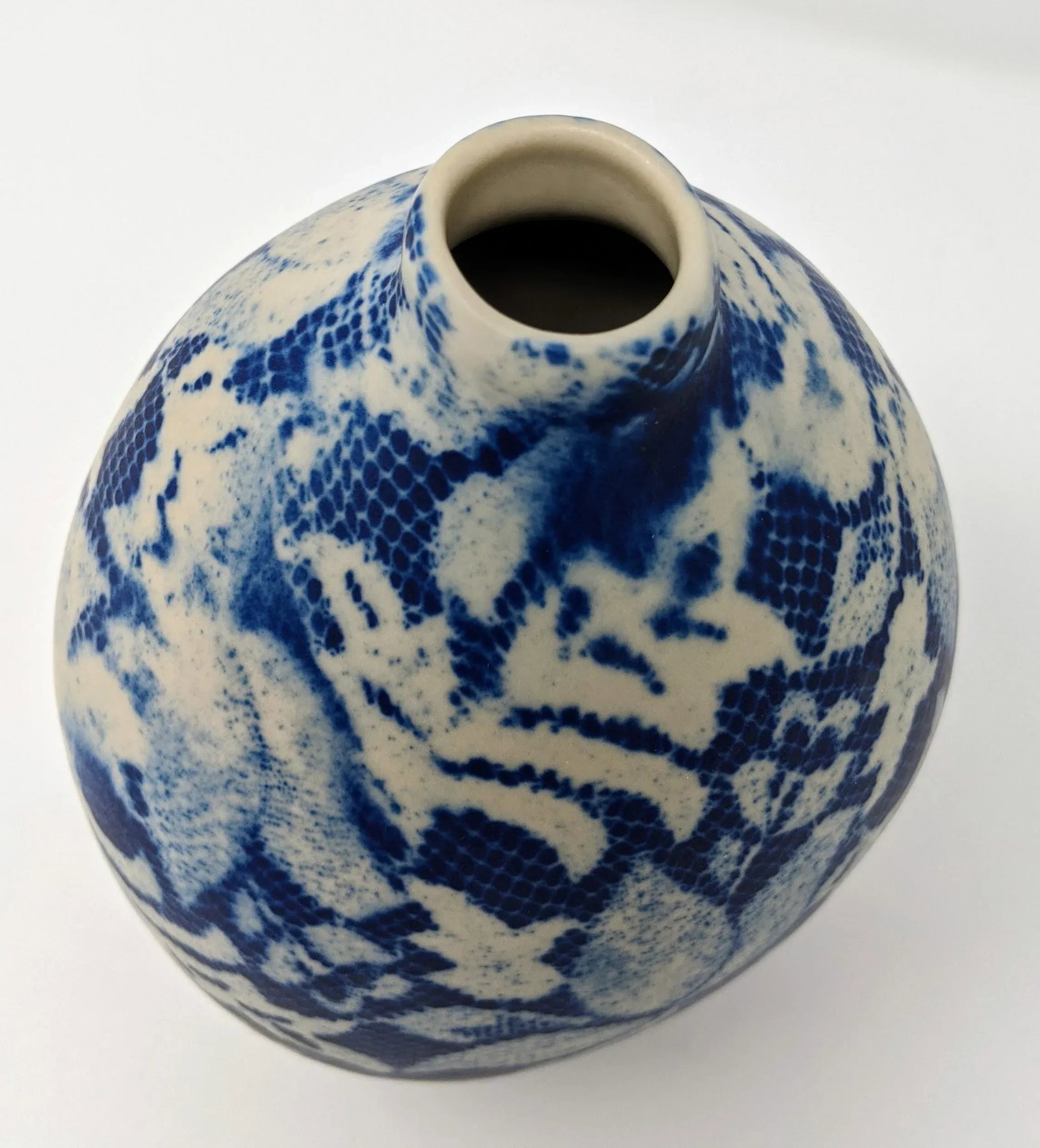 Boho, Coastal, and Chinoiserie Style Blue and Cream Hand Painted and Handmade Floral and Lace Cerami - 6
