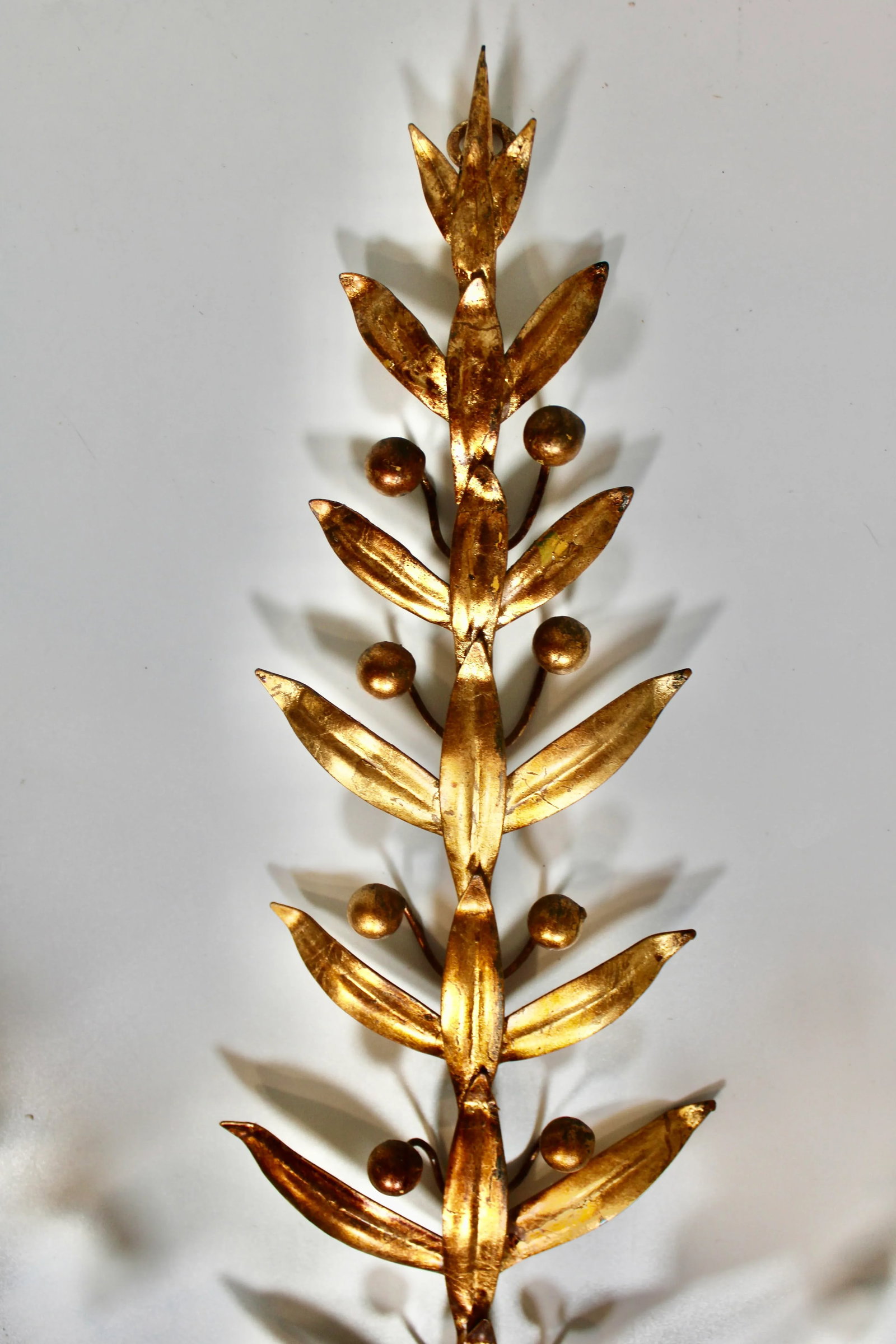 Mid 20th Century Italian Golden Gilt Tole Wall Sconces - 8