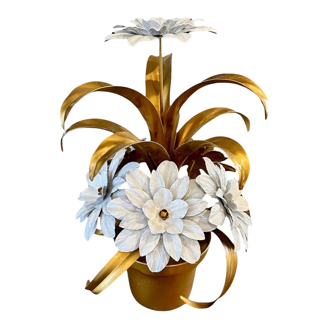 Vintage Italian Gilt Tole White Flowers / Floral Arrangement Sculpture in the Manner of Hans Kogl: A stunning, vintage tole floral arrangement. Features hand painted white blooms with gilt/gold leaves and stems in a gilded metal pot. Unmarked. In the manner of Hans Kogl. Made in Italy. Circa 1970.