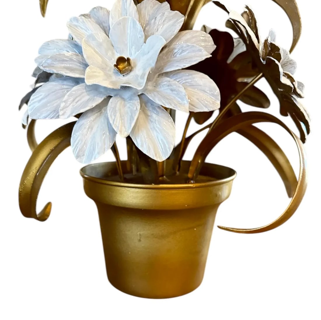 Vintage Italian Gilt Tole White Flowers / Floral Arrangement Sculpture in the Manner of Hans Kogl - 6