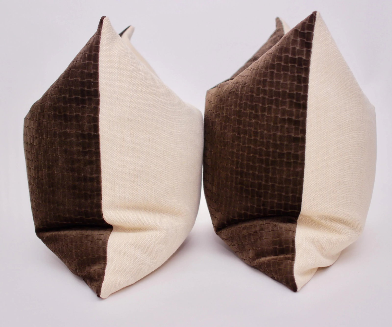 Roger Arlington 18" Square Velvet Pillows - a Pair - 3