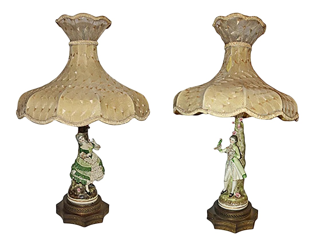 Vintage Porcelain Lamps Capodimonte Figurative - A Pair (1 of 6)