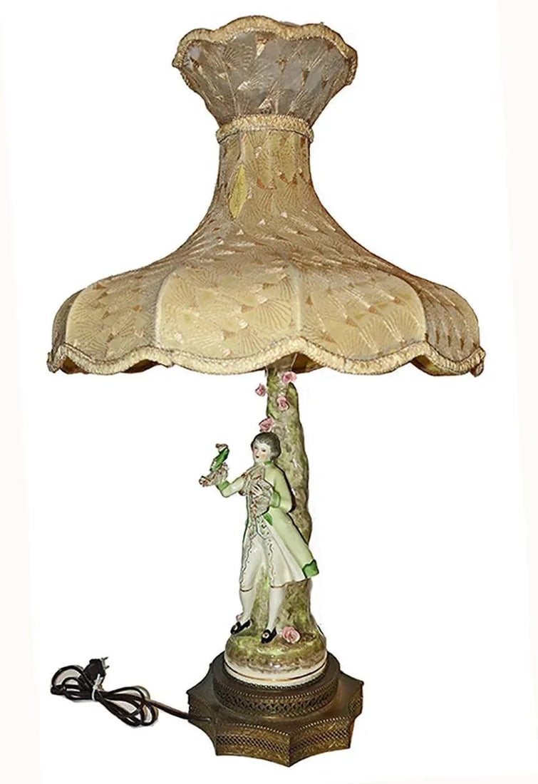 Vintage Porcelain Lamps Capodimonte Figurative - A Pair - 2