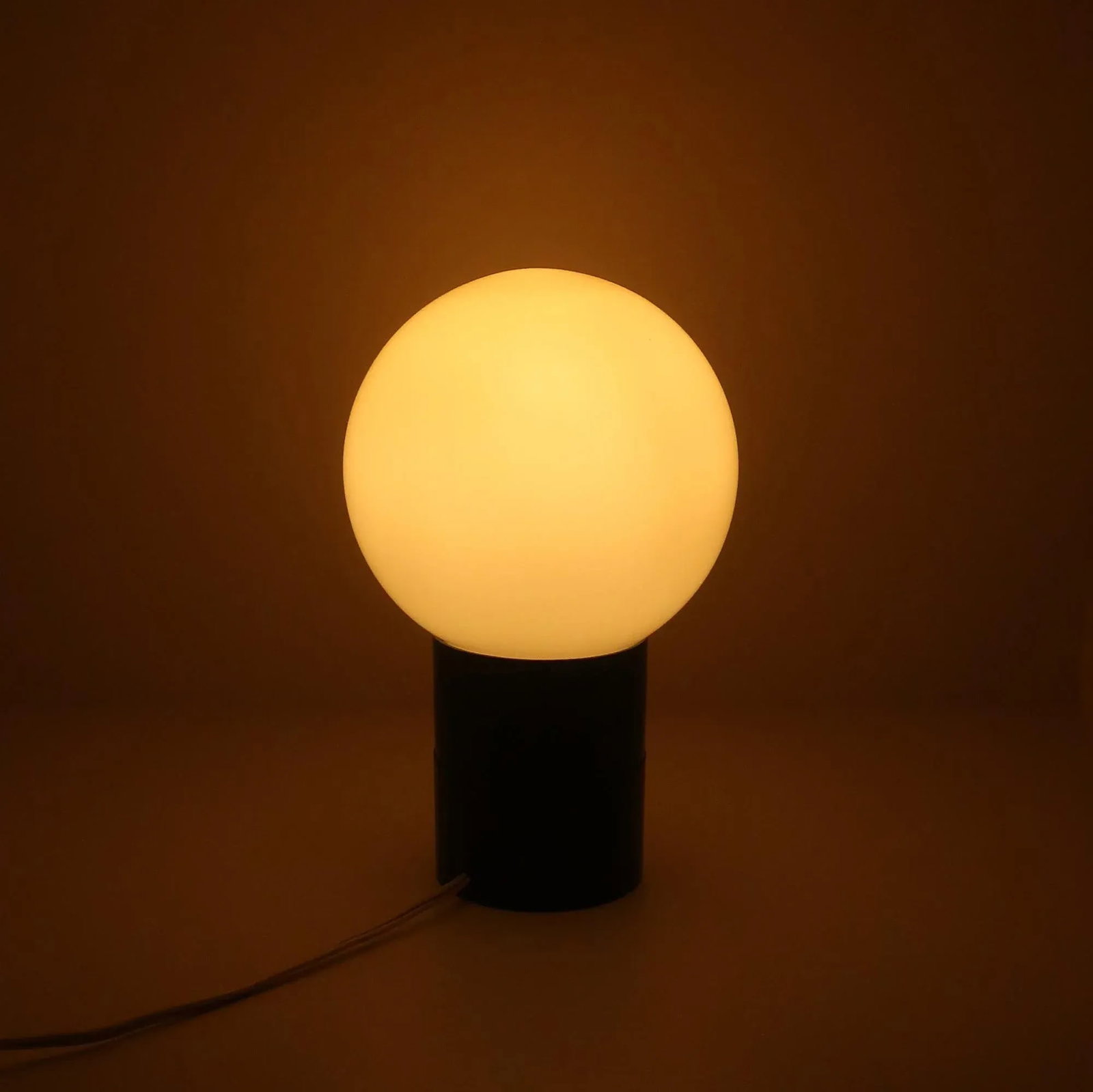 1970s Space Age Globe Table Lamp - 2