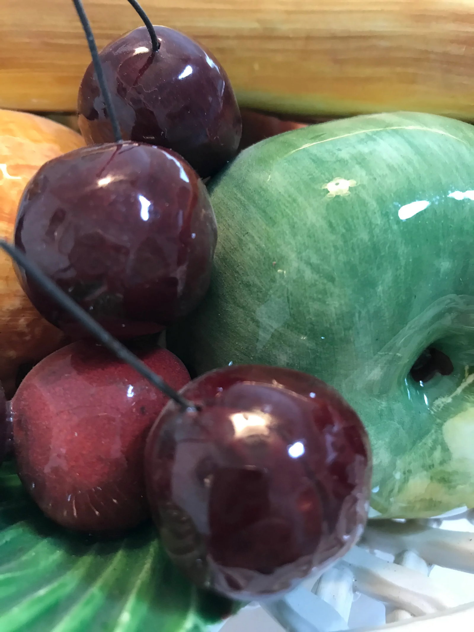 Italian Handpainted 1950's Bassano Capodimonte Fruit Centerpiece Ceramic Lattice Handpainted - 4
