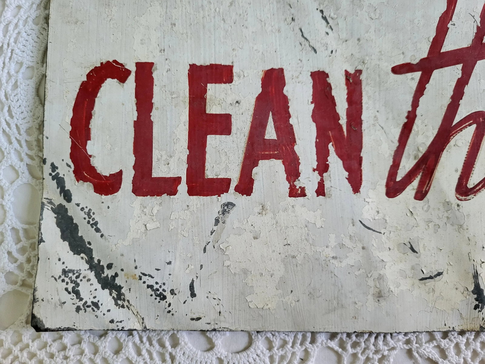 1970s Rustic Hand Painted Metal Sign, "Lend a Hand - Clean the Land' - 4