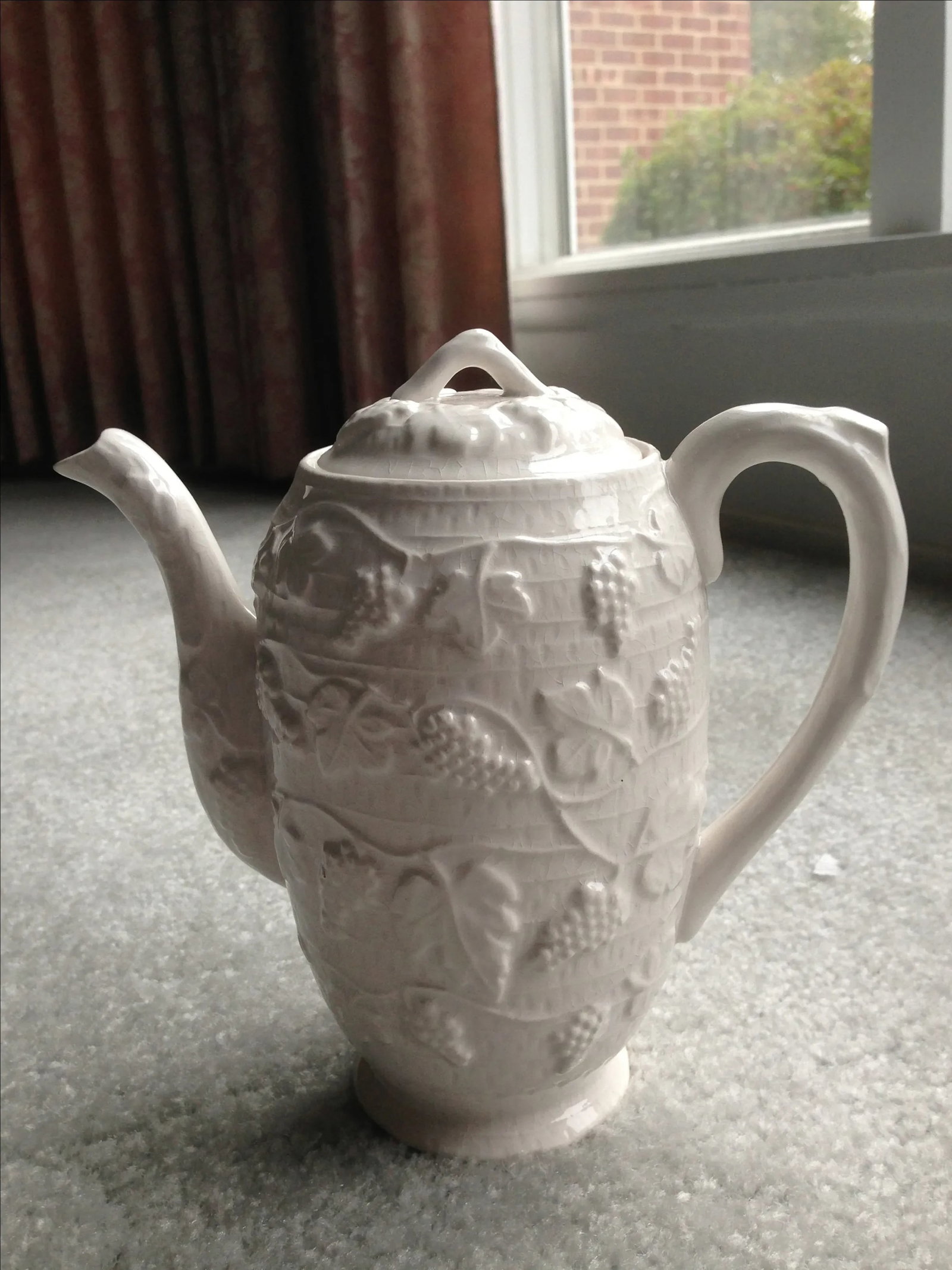 White Ceramic Tea/Coffee Pot Kettle - 8