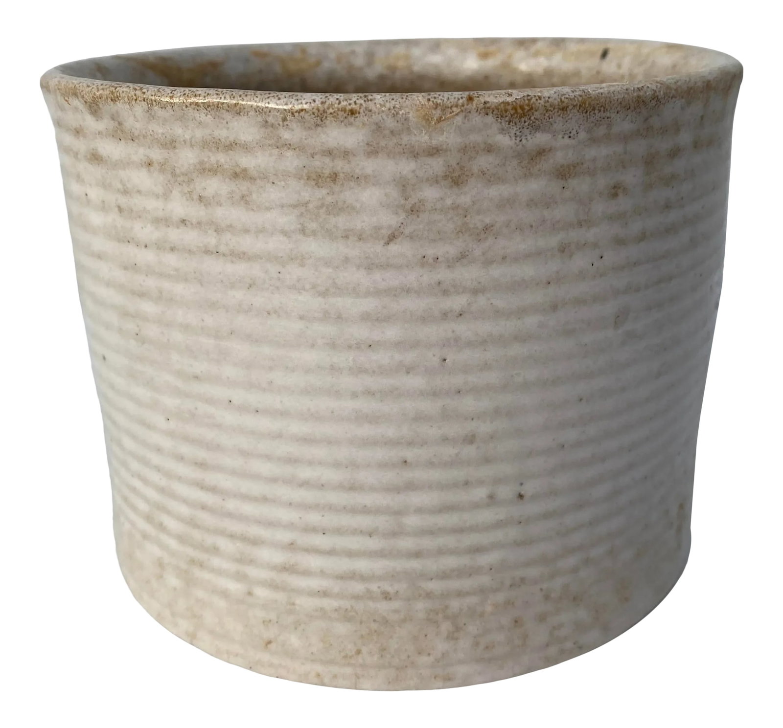Zanesville Homespun White Textured Pot: This is a wonderfully nuanced vintage Zanesville Stoneware Company (Ohio) ribbed round planter, circa 1960's. The planter is glazed a lovely white, through which the textural ribs of the stoneware