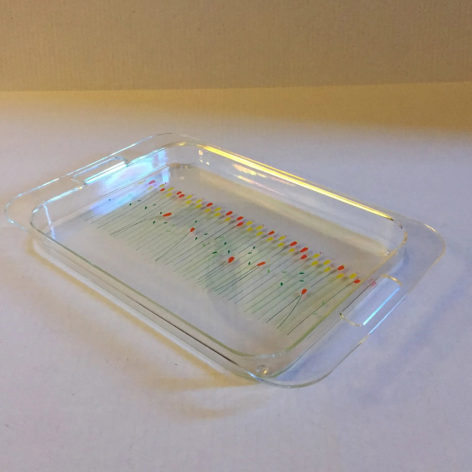 1950s Mid-Century Modern Acrylic Lucite Tray With Floral Tulips Motif - 2