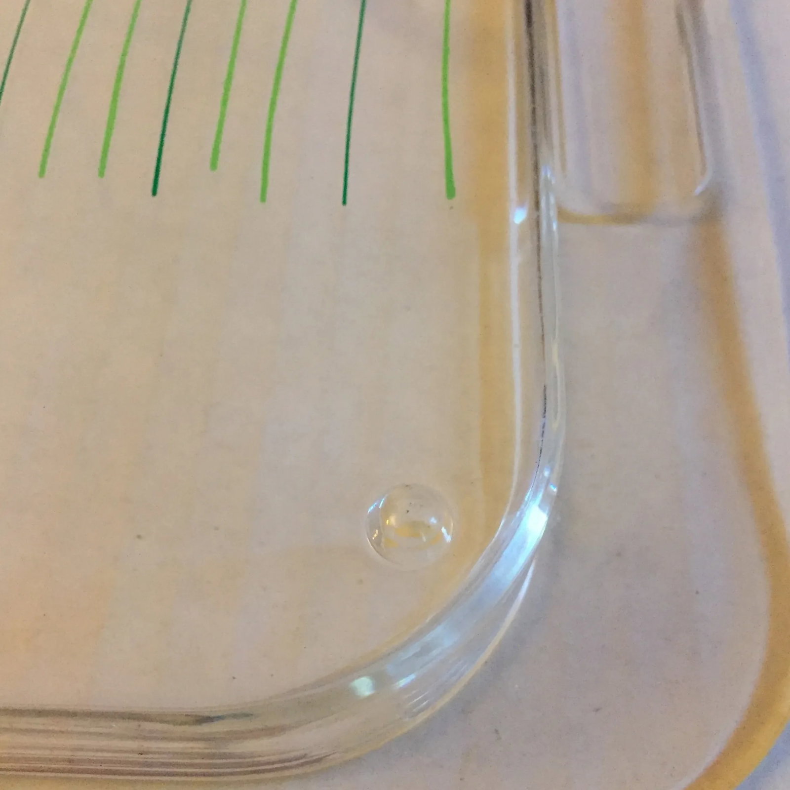 1950s Mid-Century Modern Acrylic Lucite Tray With Floral Tulips Motif - 5