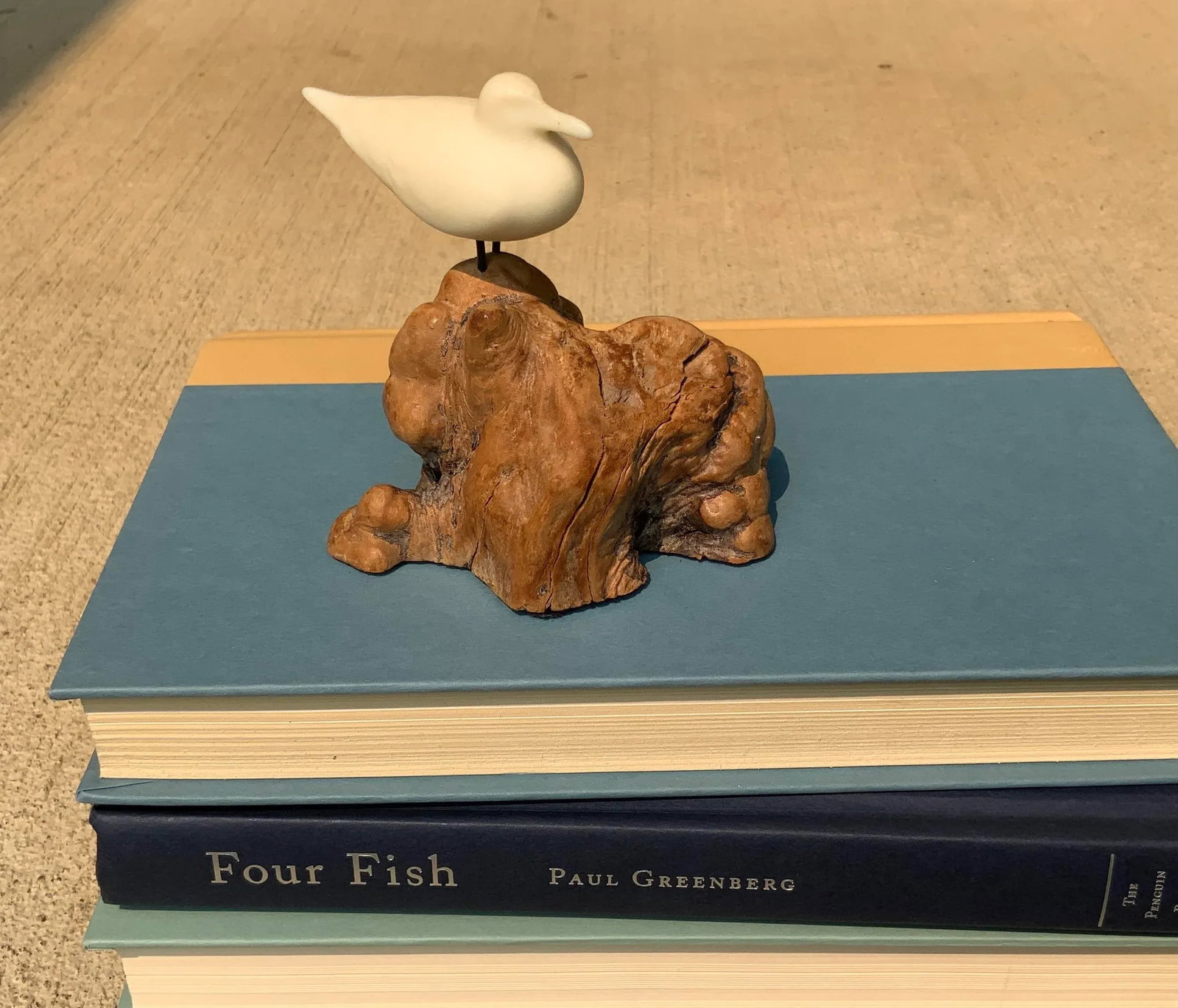 1970s Seagull on Driftwood Sculpture - 2
