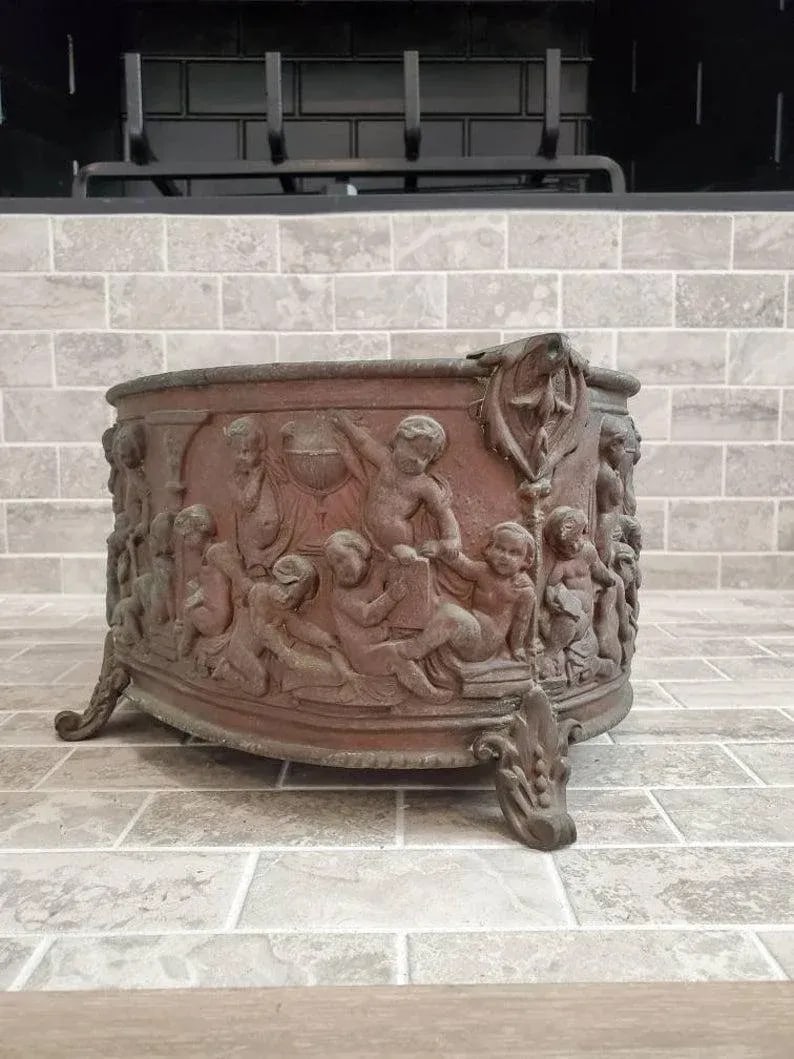 19th Century French Repousse Copper Jardiniere - 10