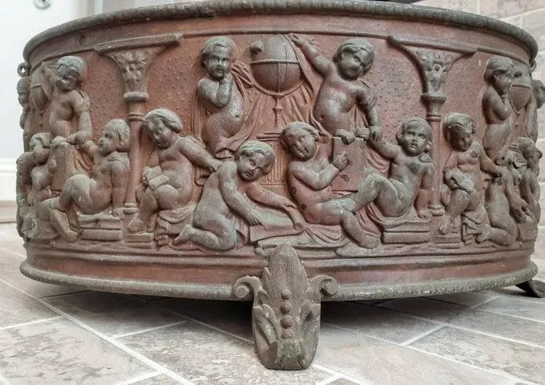 19th Century French Repousse Copper Jardiniere - 3