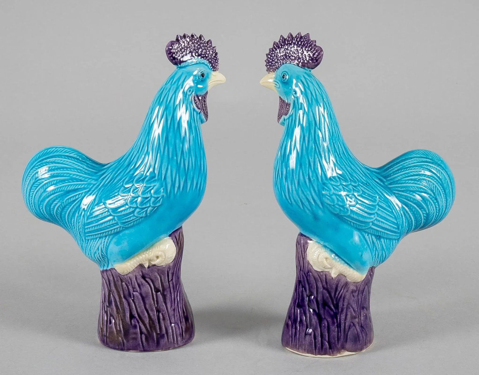 Chinese Export Porcelain Turquoise and Purple Roosters, a Pair - 3