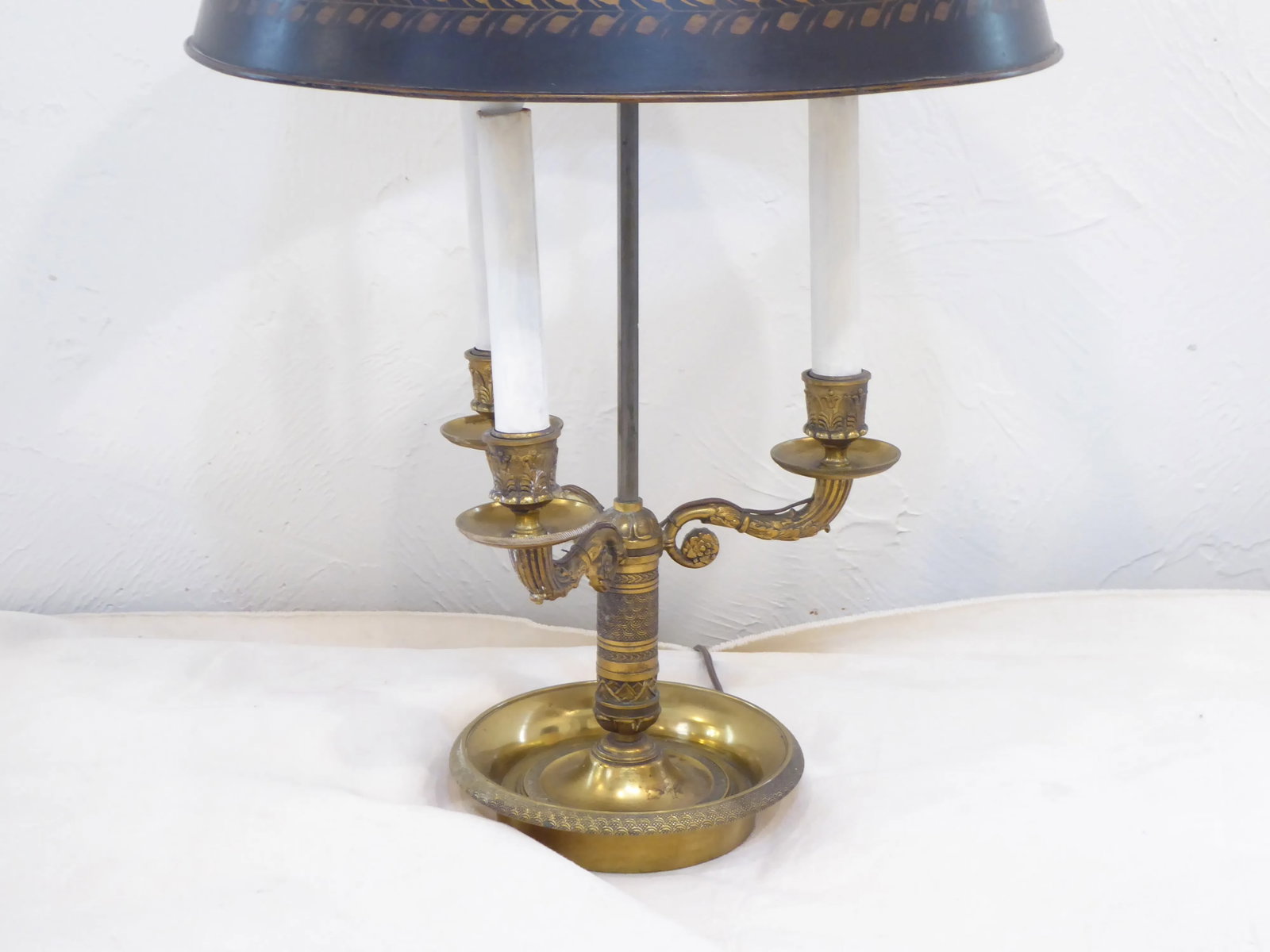 Vintage French Bronze Bouillotte Lamp - 2