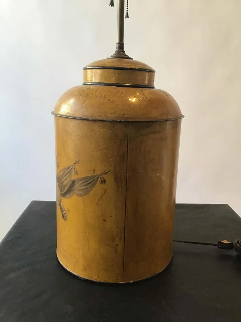 1940s Classical Tole Lamps - A Pair - 12
