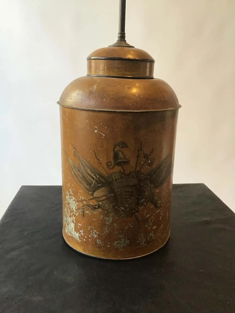 1940s Classical Tole Lamps - A Pair - 9