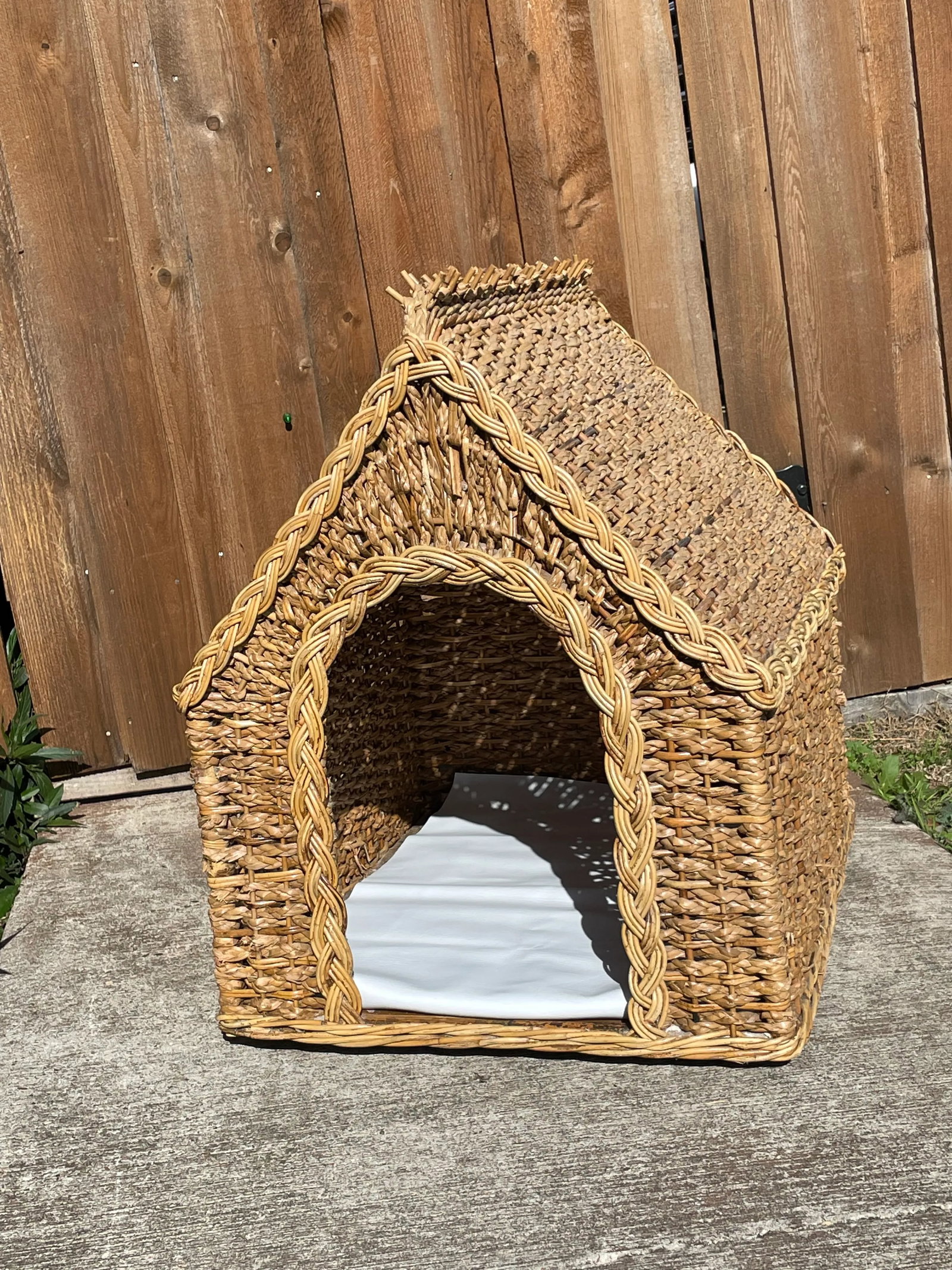 Mid Century Modern Boho Bamboo Wicker Dog House - 10