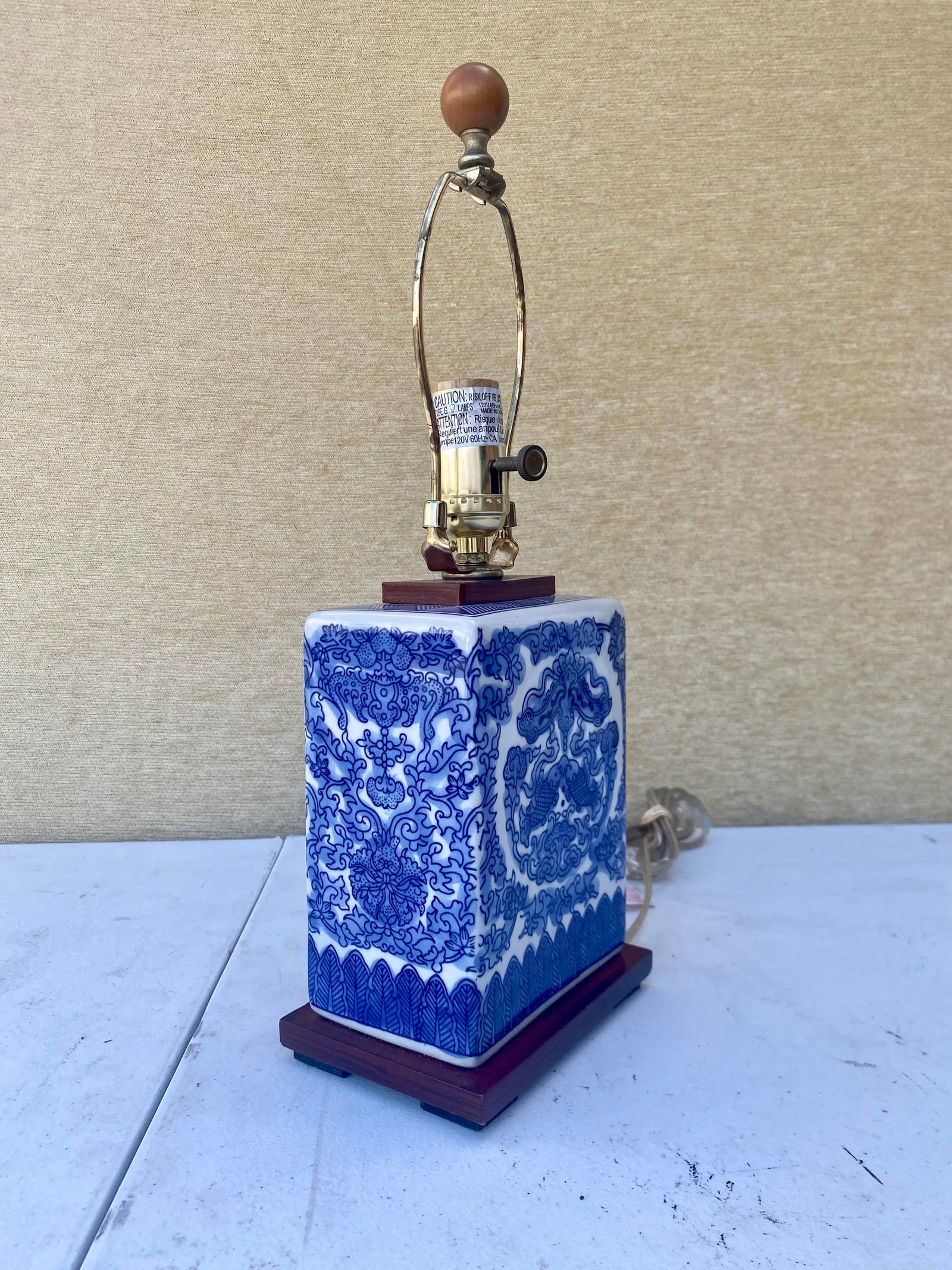 Ralph Lauren Blue and White Porcelain Koi Fish Table Lamp . - 2