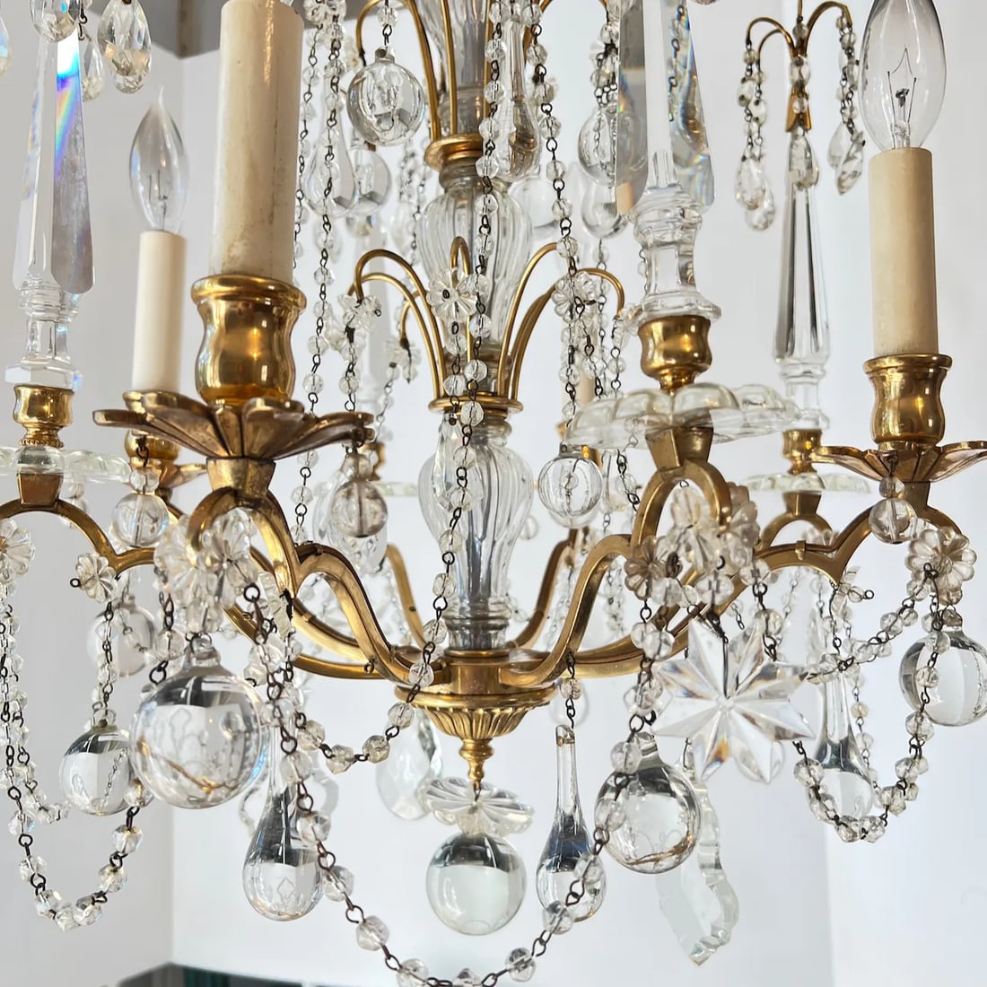 Vintage 8 Arm 4 Light Crystal and Brass Chandelier - 11