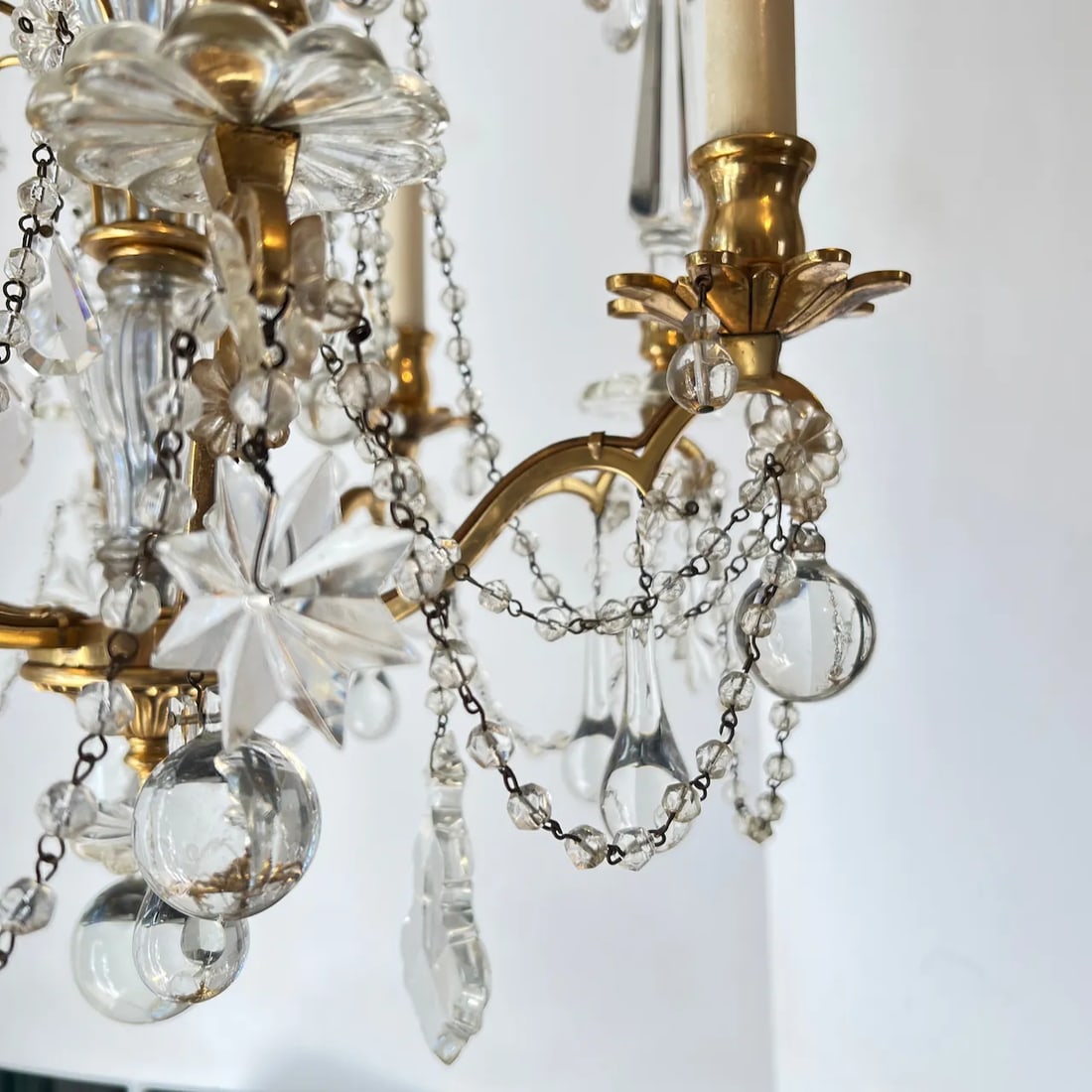 Vintage 8 Arm 4 Light Crystal and Brass Chandelier - 13