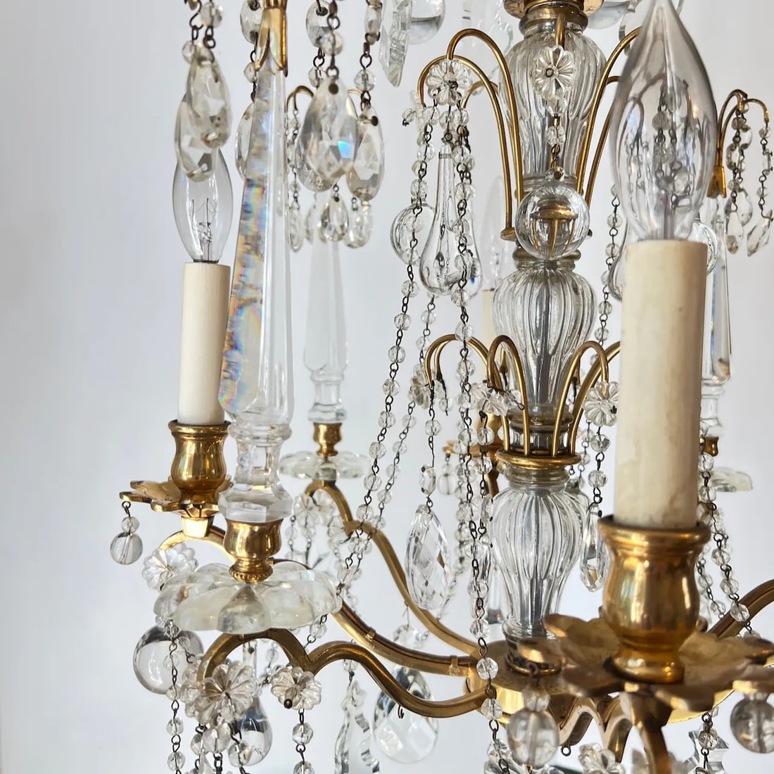 Vintage 8 Arm 4 Light Crystal and Brass Chandelier - 3