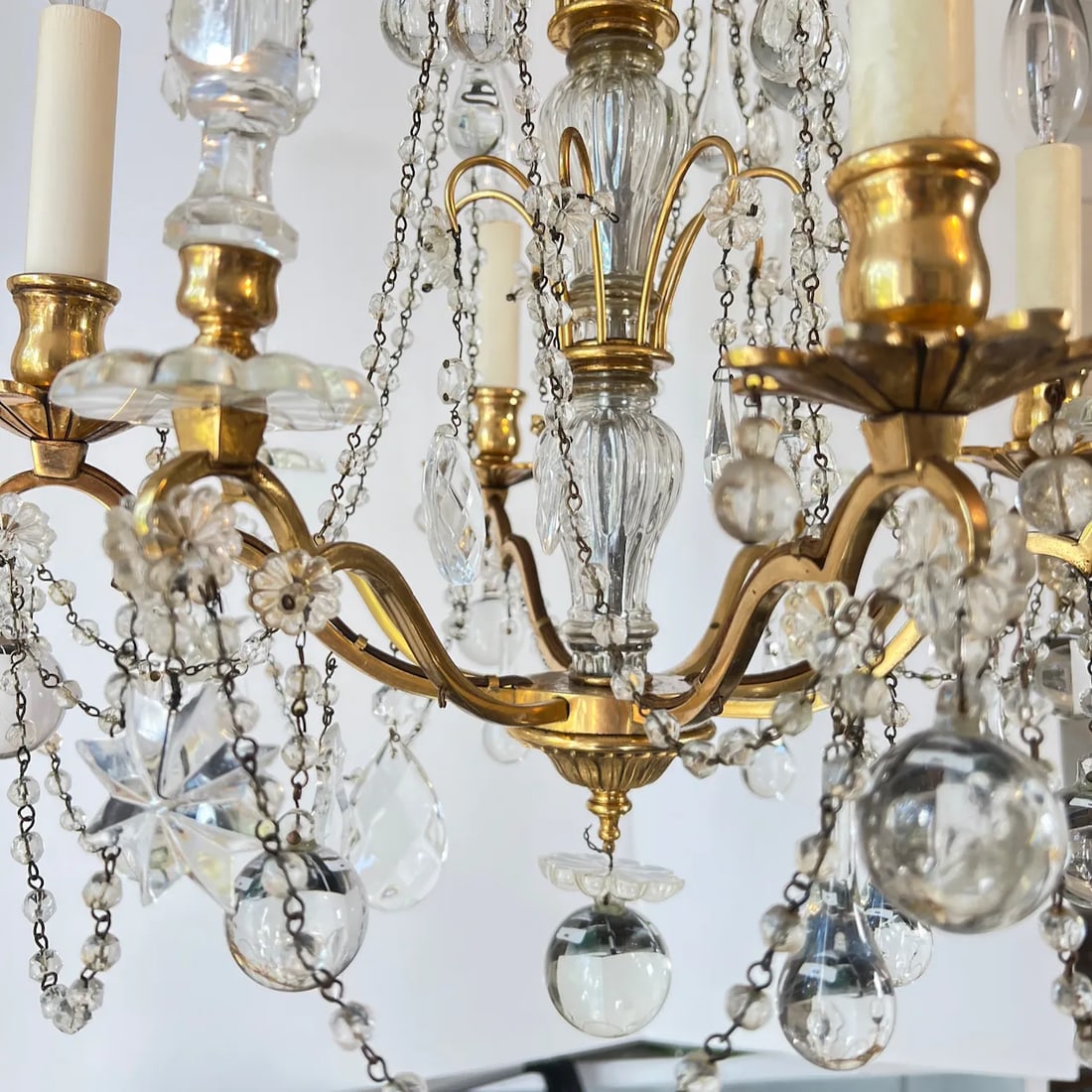 Vintage 8 Arm 4 Light Crystal and Brass Chandelier - 5