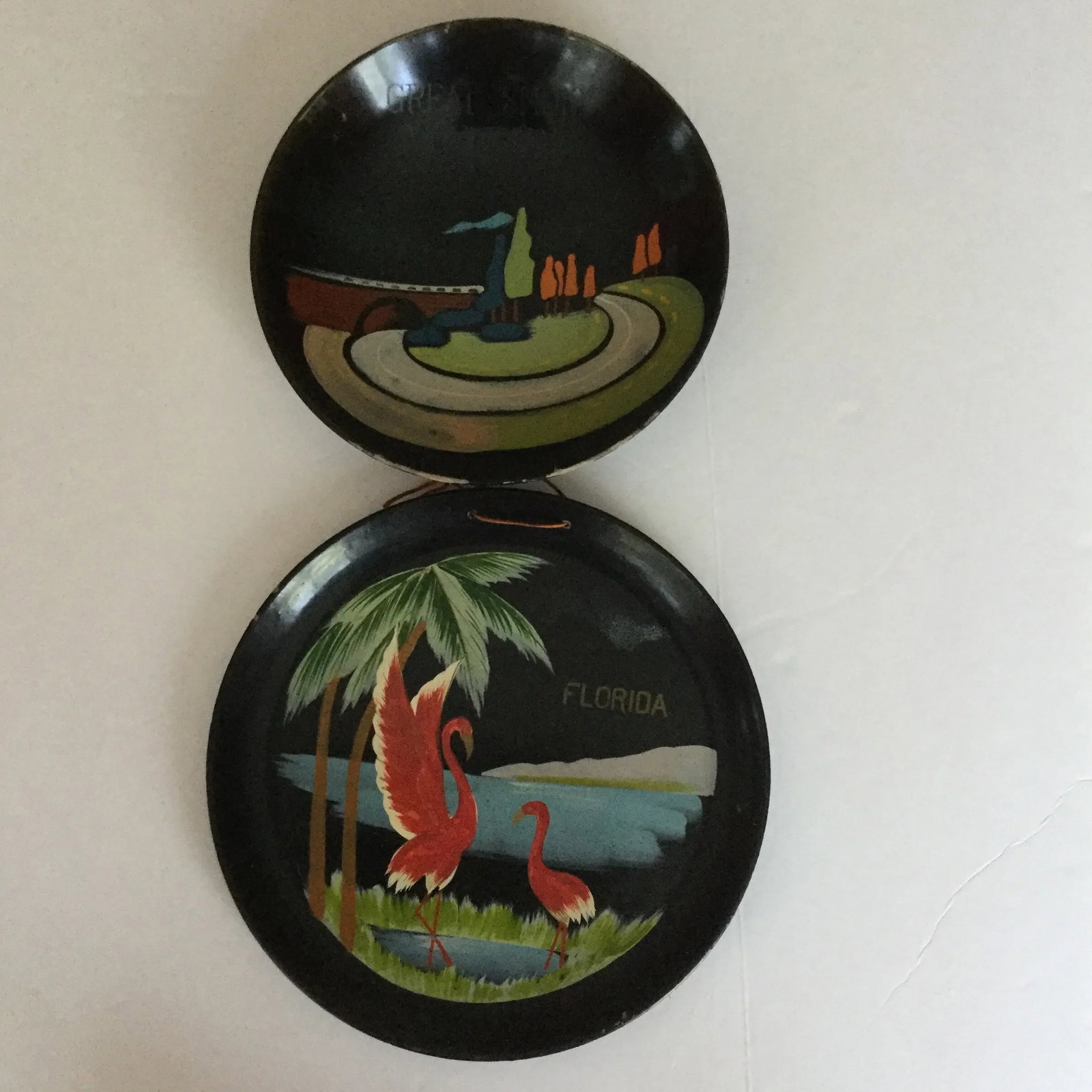 Vintage Souvenir Lacquerware - A Pair - 7