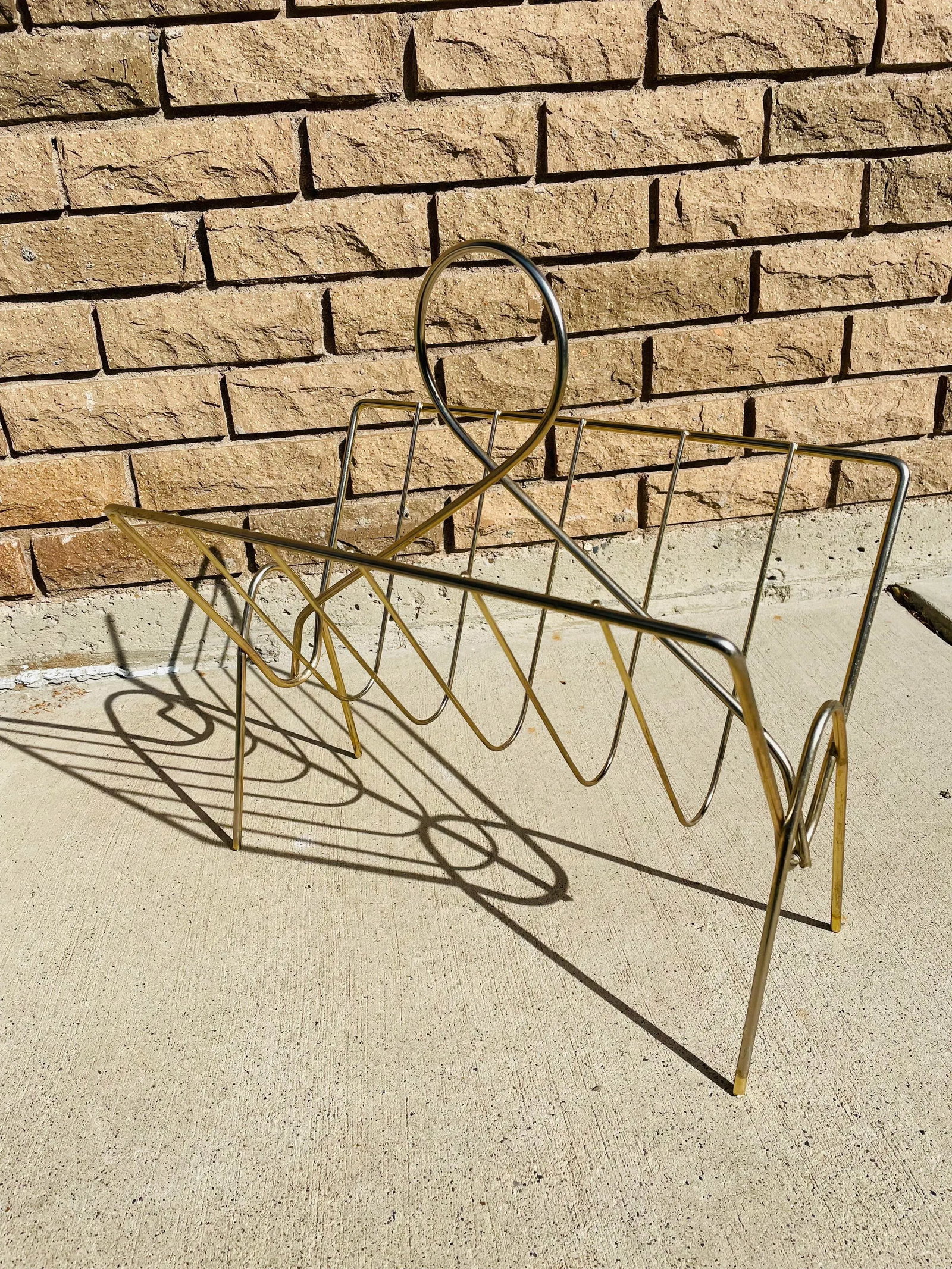 Vintage Mid Century Modern Magazine Rack - 3
