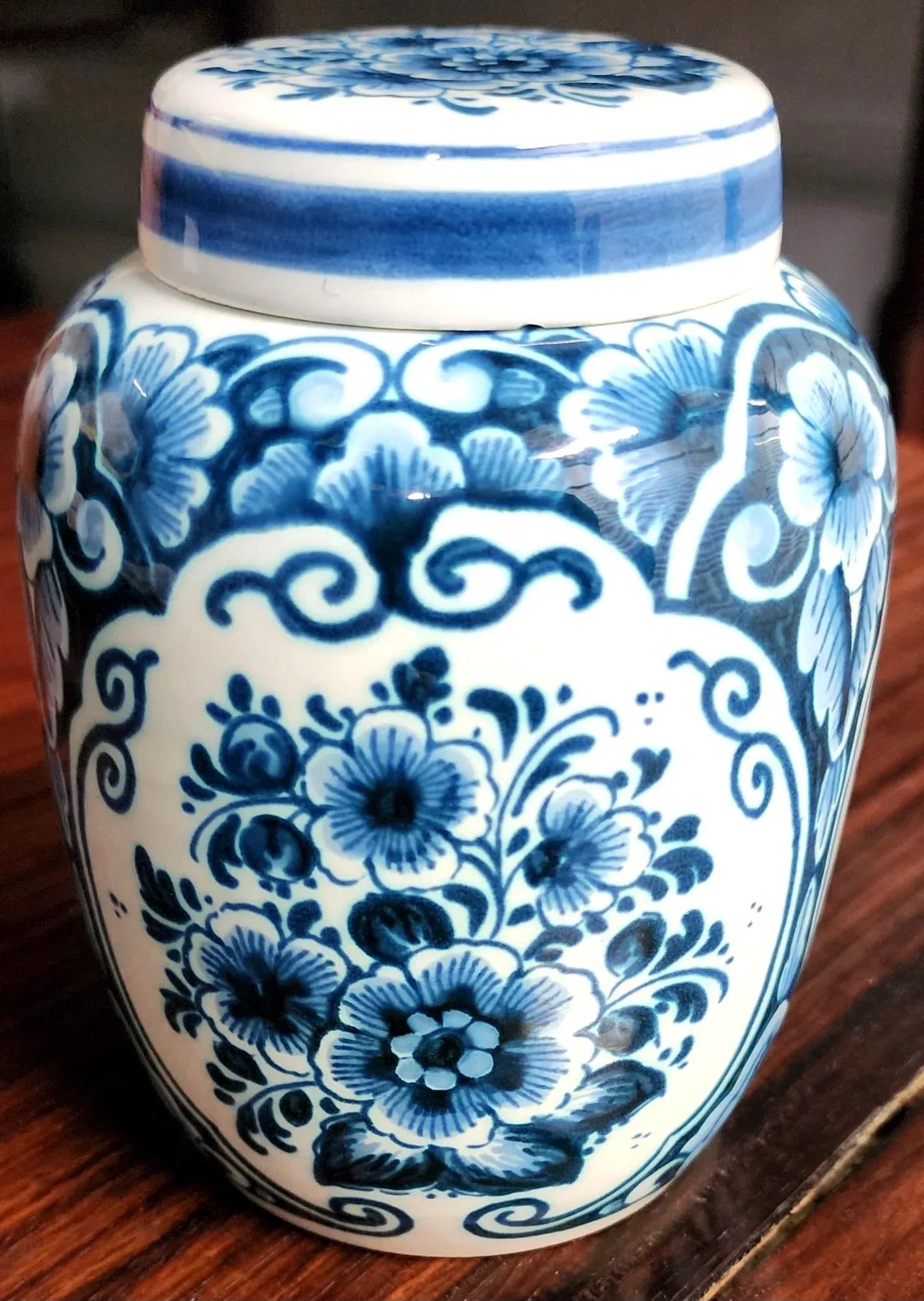 Danish Delft Fine Porcelain Ginger Jar With Lid - 12